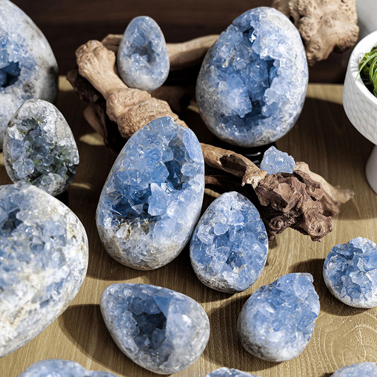Cristalli e Pietre curative - Geode a grappolo di Pietra Naturale Celestita - Roccia Chakra di guarigione Reiki - Forniture per Stregoneria da Meditazione - Collezione Pietra Grezza,800~900g