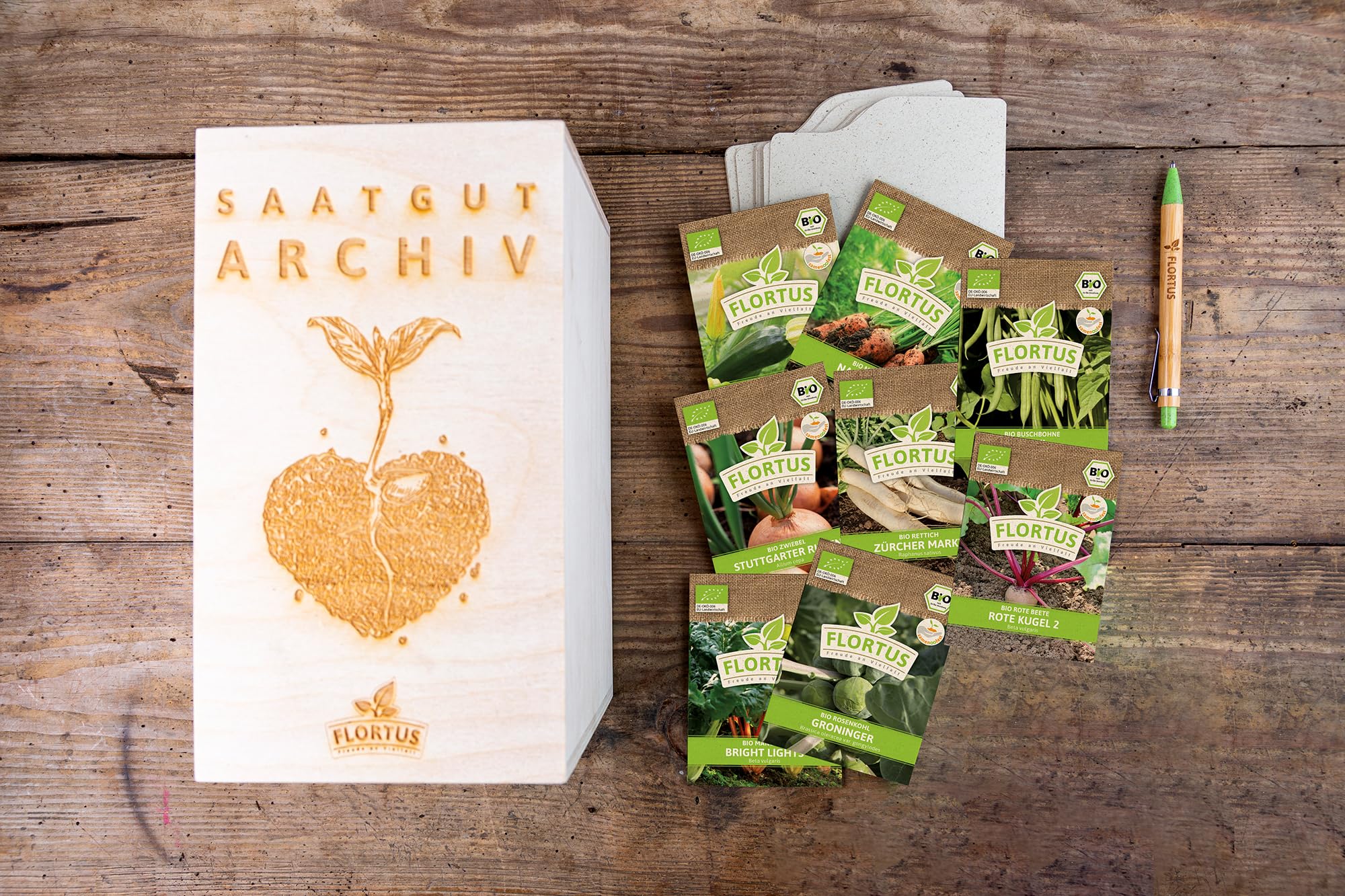 FLORTUS Saatgut Archiv mittelalterliches Gemüse | Samen Set Geschenkbox Holzkiste (8 Sorten) | Geschenkset Aufbewahrungsbox | BIO Gemüsesamen