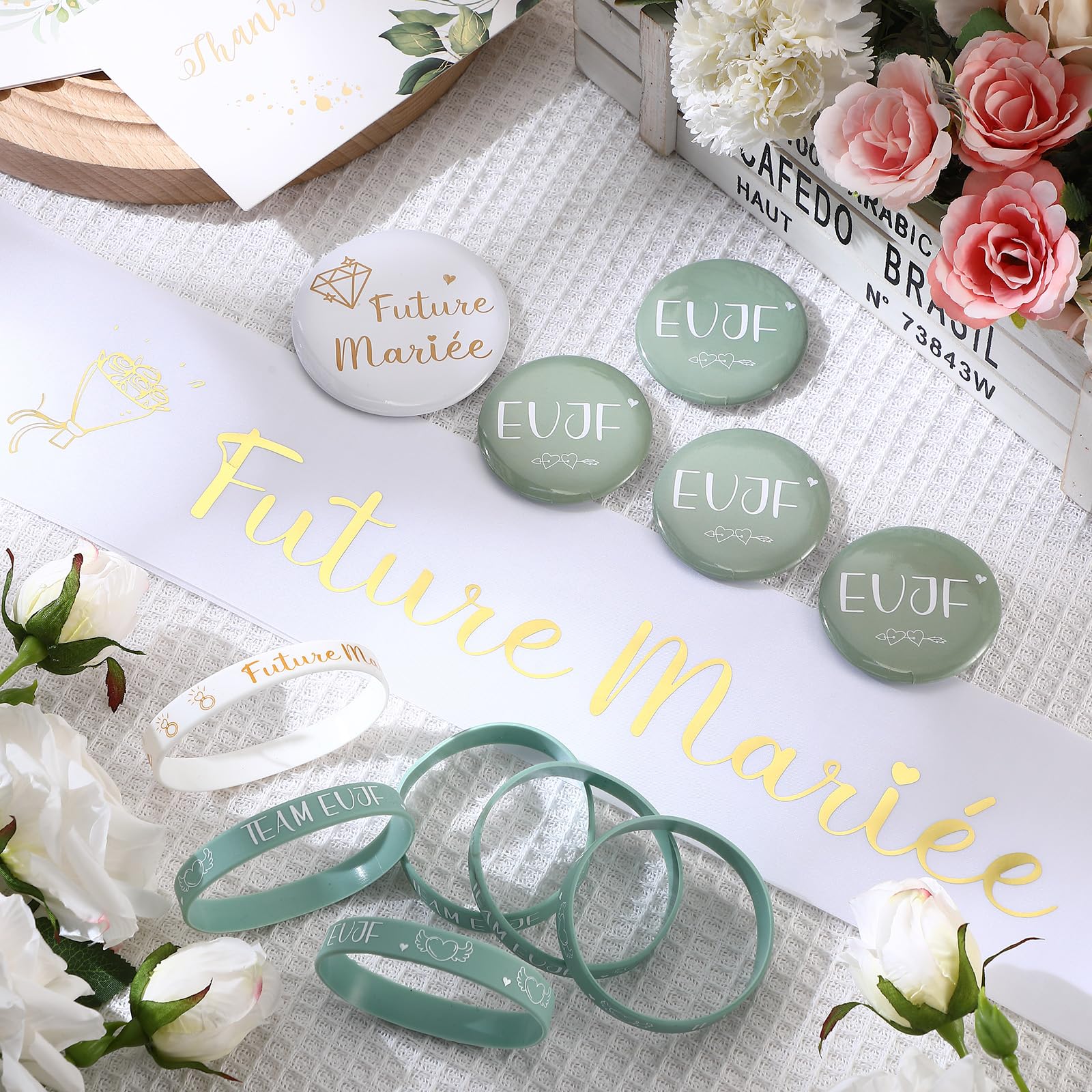 Accessoires de Mariage pour Future Mariée 21 Cadeaux EVJF avec Écharpe, Badges et Bracelets en Silicone