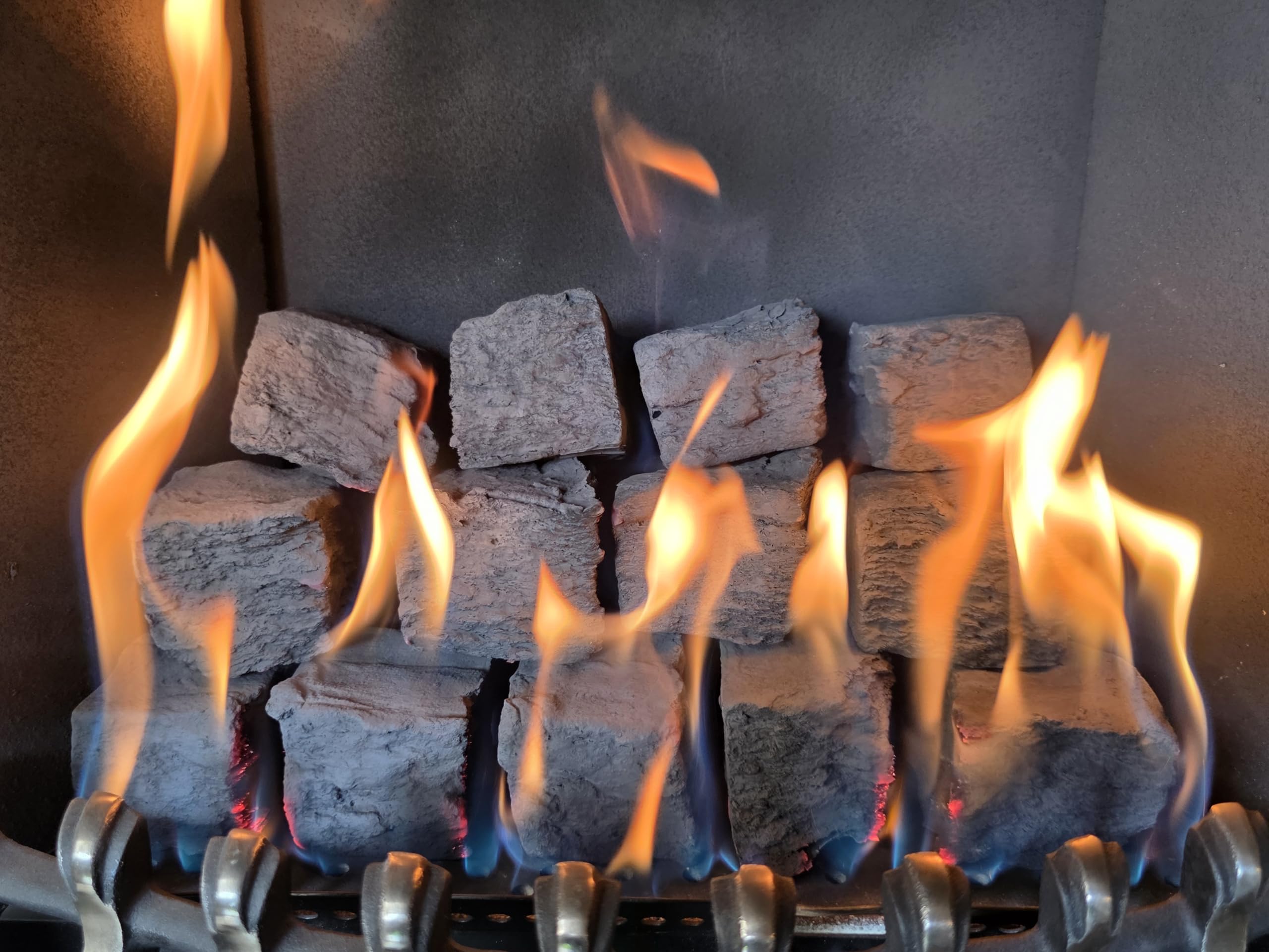 Carbones de cerámica de Repuesto para Fuegos de Gas, 15 carbones de cerámica medianos para Fuegos de Gas, eléctricos, GLP y bioetanol