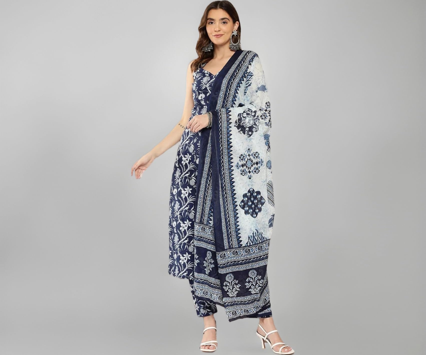 GoSriKi Women Rayon Blend Kurta Pant With Dupatta