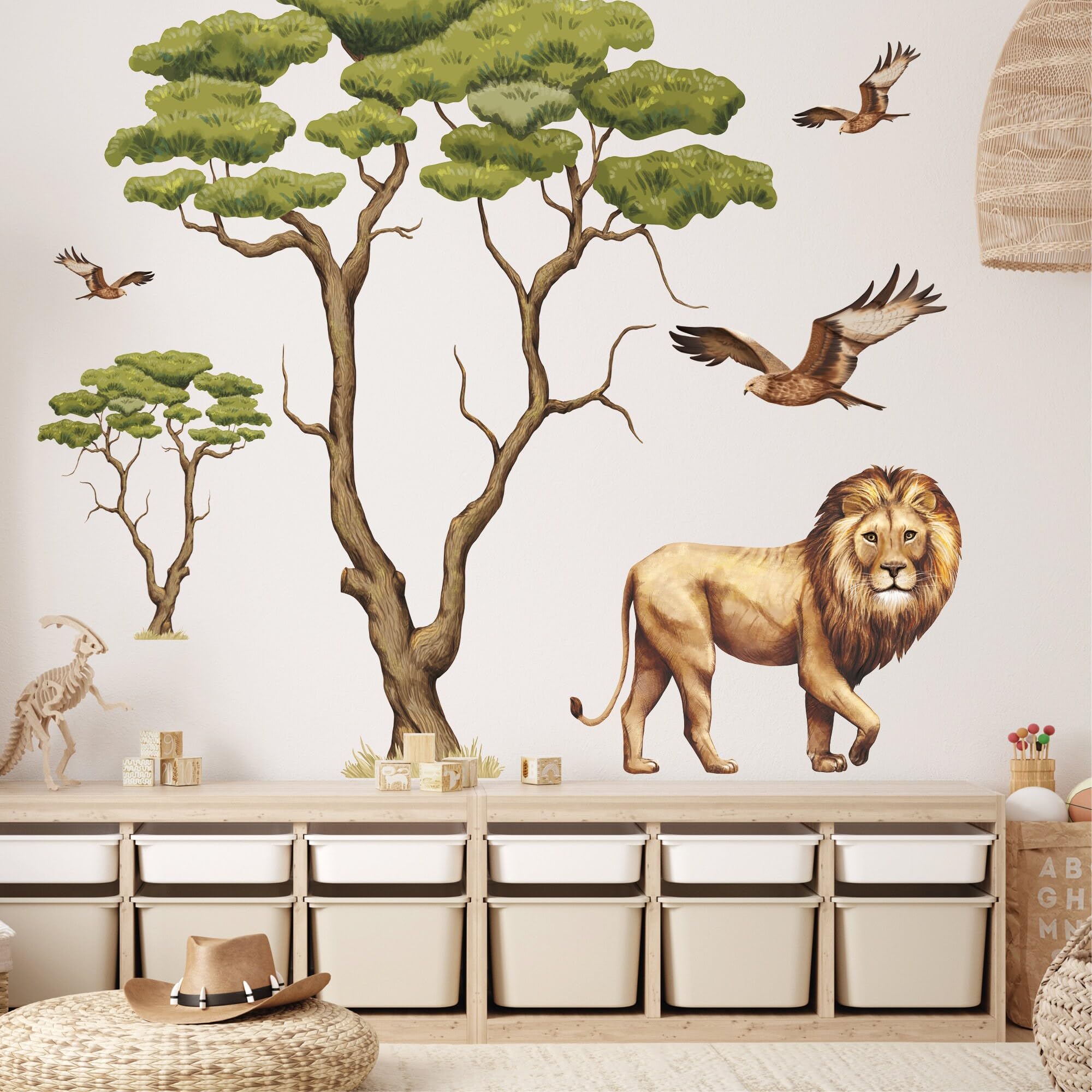 Wandtattoo Kinderzimmer Savanne mit Bäumen Löwe und Vögeln Dekoration Babyzimmer Tiere Natur