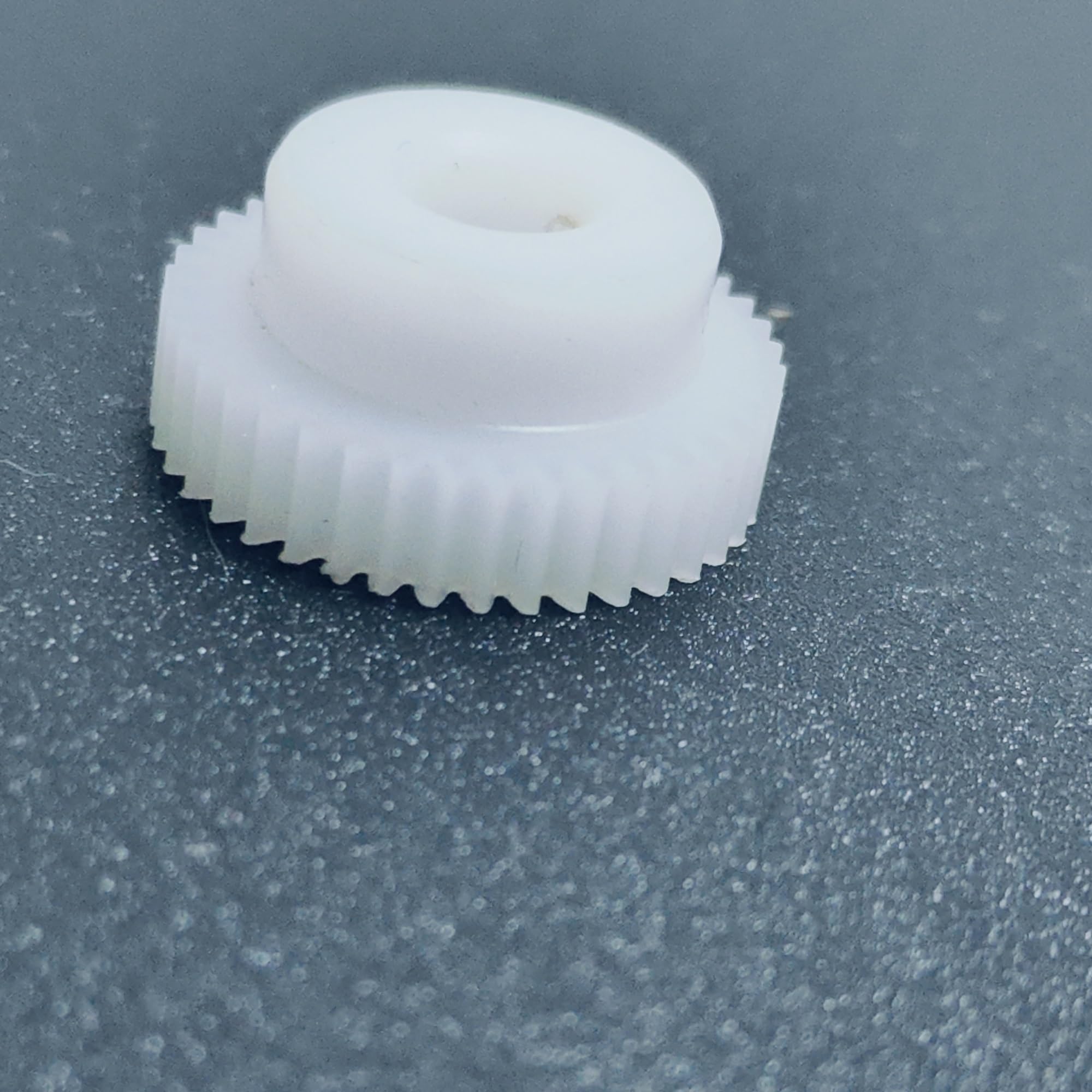 GTPBAO 1 Stück POM gerade Zähne Zahnrad 0,8 Modul 56 Zähne Stufenstirnrad 8 mm Zahnstärke 0,8 m 56 T zylindrisches Kunststoffgetriebe Lenkungshardware(5MM BORE)