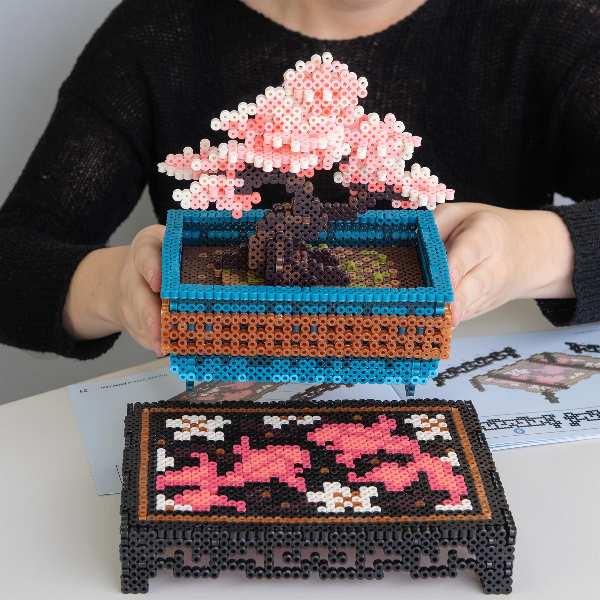 Perler 80-57232 - Kit de actividades para manualidades de bonsái de flor de cerezo en 3D, multicolor, 8007 piezas