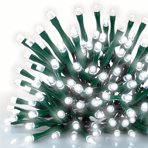 EMOS LED-Lichterkette kaltweiß für Innen und Außen, 24m lange IP44 Weihnachtslichterkette mit 240 LEDs + 5m Zuleitung und Netzteil, 8 Modi und 6h Timer Funktion, für Party, Weihnachten, Deko