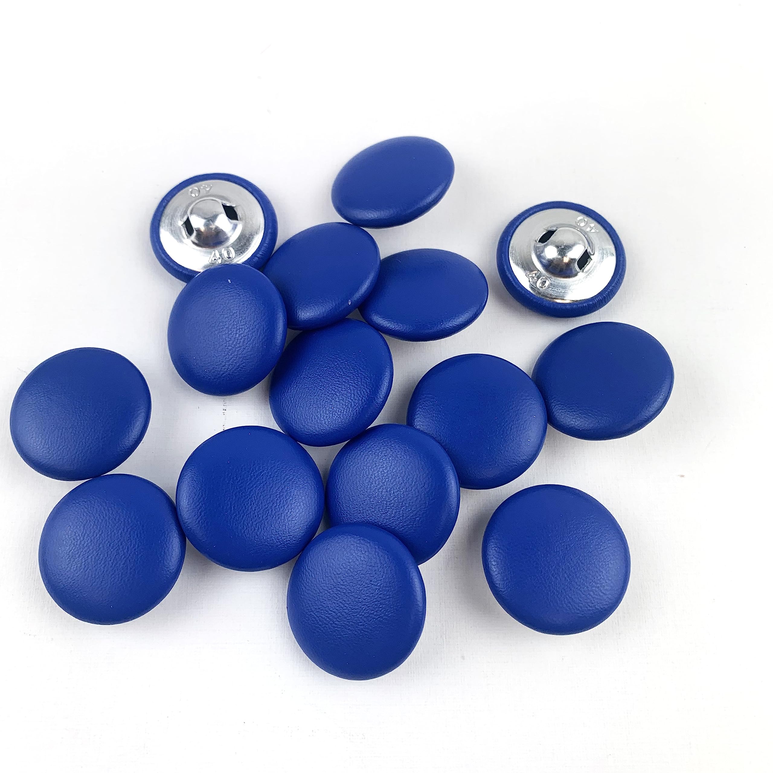 Boutons ronds recouverts de cuir bleu roi 25 mm avec tige en métal pour robe