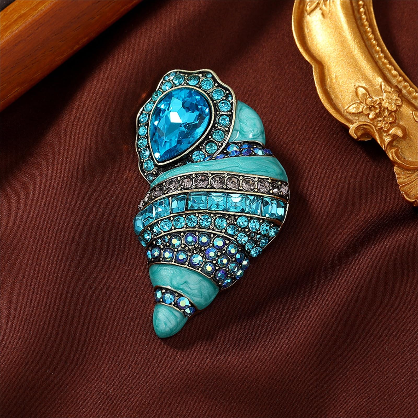Broche de caracola retro de alta gama con diamantes de imitación de aceite, pin artístico de aleación de zinc para ropa y abrigos