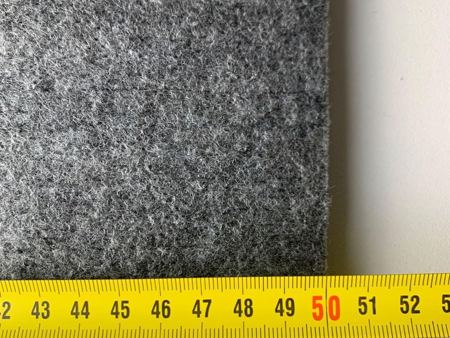 Bertoni Tissu en feutre gris épais 10 mm - 160 x 75 cm, 1200 g/m² - Feutre polyester robuste pour l'artisanat, l'isolation et l'isolation phonique