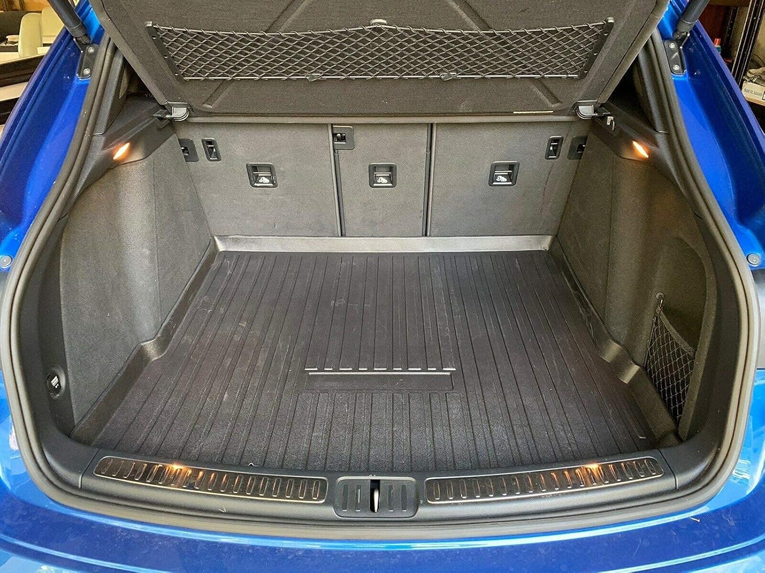 Cargo Liner - Trunk Mat for Porsche MACAN 2015-2026 – Weather-Resistant Trunk Mats for Cars with Raised Lip – Non-Slip Car Trunk Mat Rubber – Easy to Install – Laser Pre-Cut Design