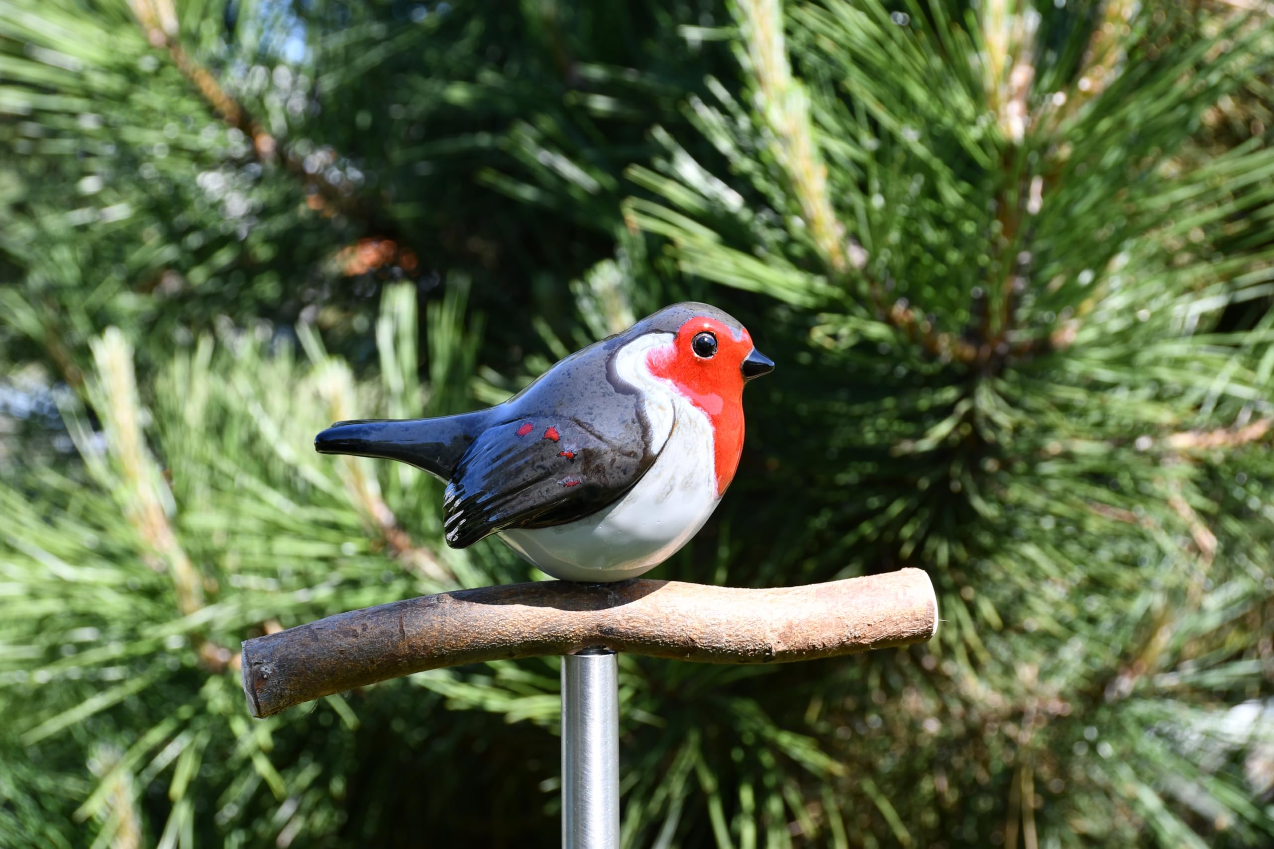 Gartenstecker Keramik Handgefertigt - Gartendeko für Draußen Wetterfest - Garten Deko Keramik - Vogel Gartenfiguren & Gartenstatuen - Rotkehlchen