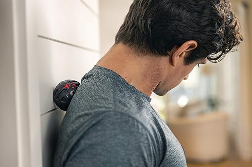 Miniatura 3 de TRIGGERPOINT PERFORMANCE THERAPY Gigger Point MB Deep Tissue Bola de masaje texturizada de 2.5 pulgadas