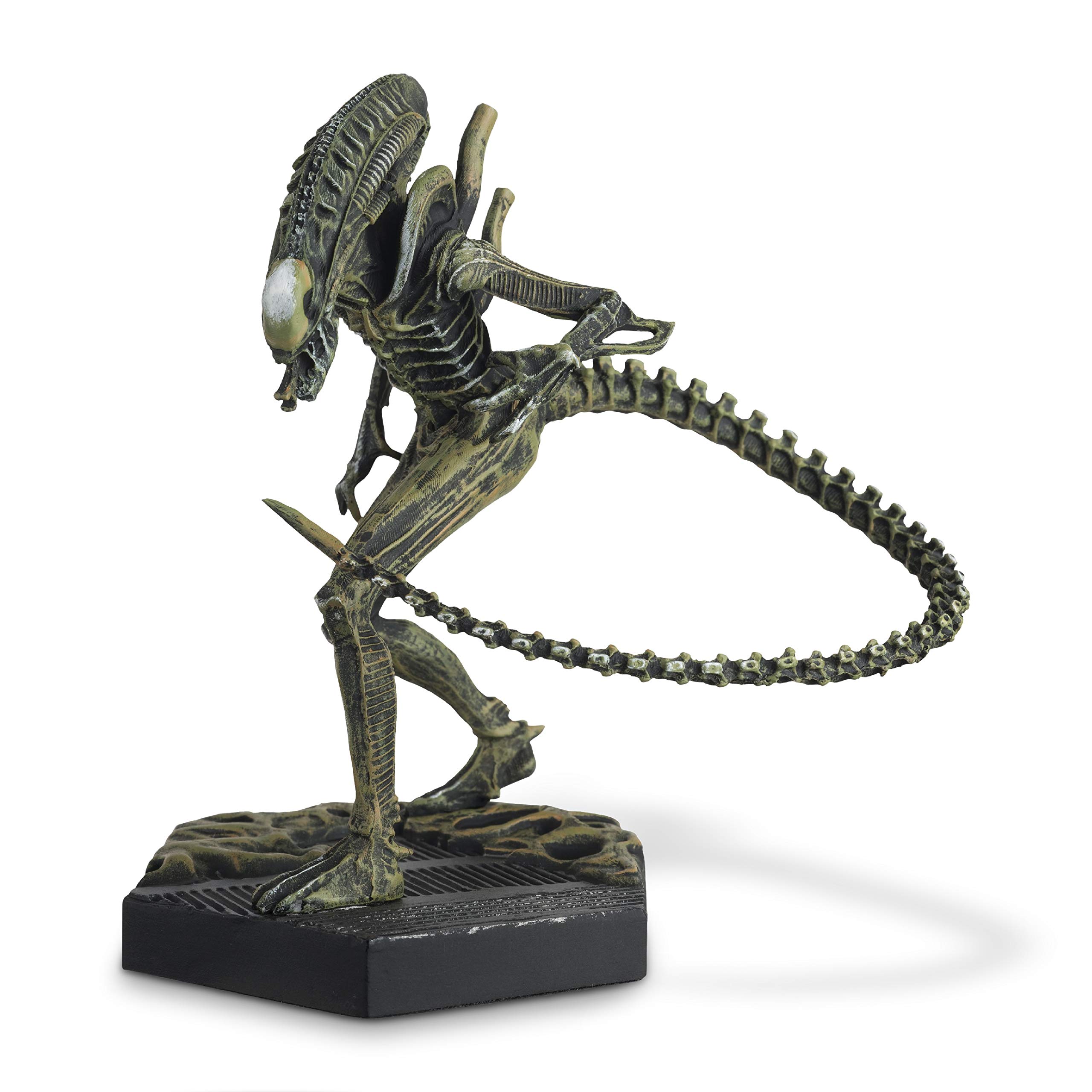 Eaglemoss Alien - Alien Vs. Predator Video Game Figurine Set - Alien & Predator Figurine Collection By Collections