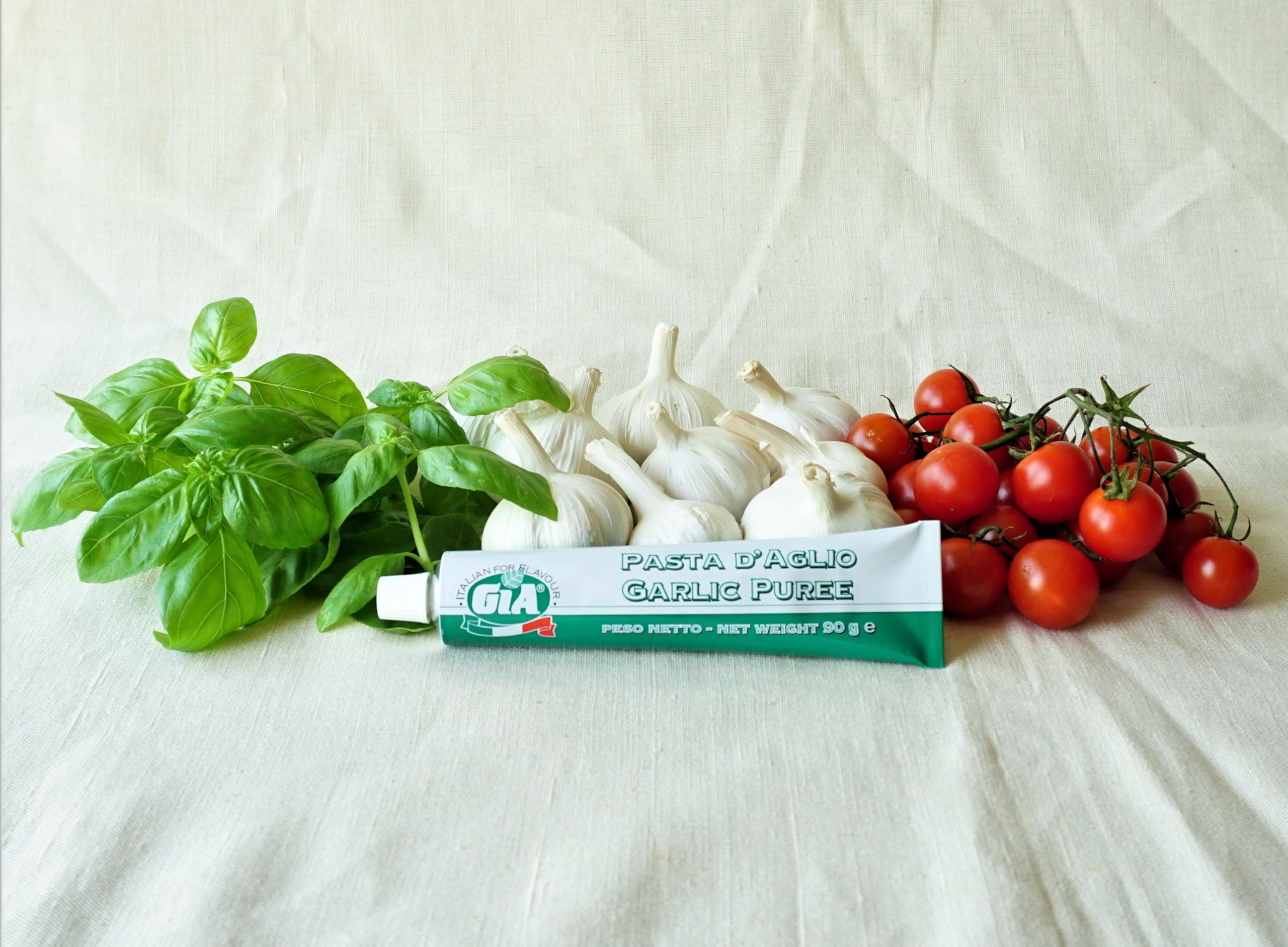 GIA - Tubo Pasta de Ajo Concentrado, Producto Italiano, Crema al Gusto, Listo para usar, 90gr