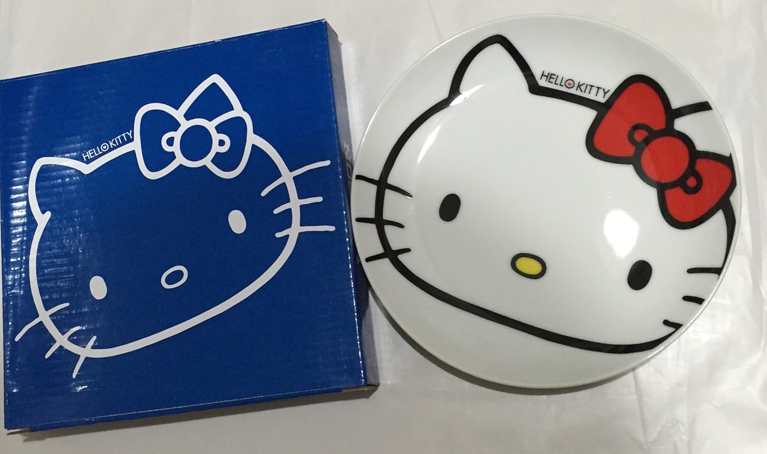 Amazon ローソン サンリオ ハローキティ キャンペーン 限定 コラボ グッズ Hello Kitty 陶磁器 プレート キティ キティちゃん Lawson お皿 アニメ 萌えグッズ 通販