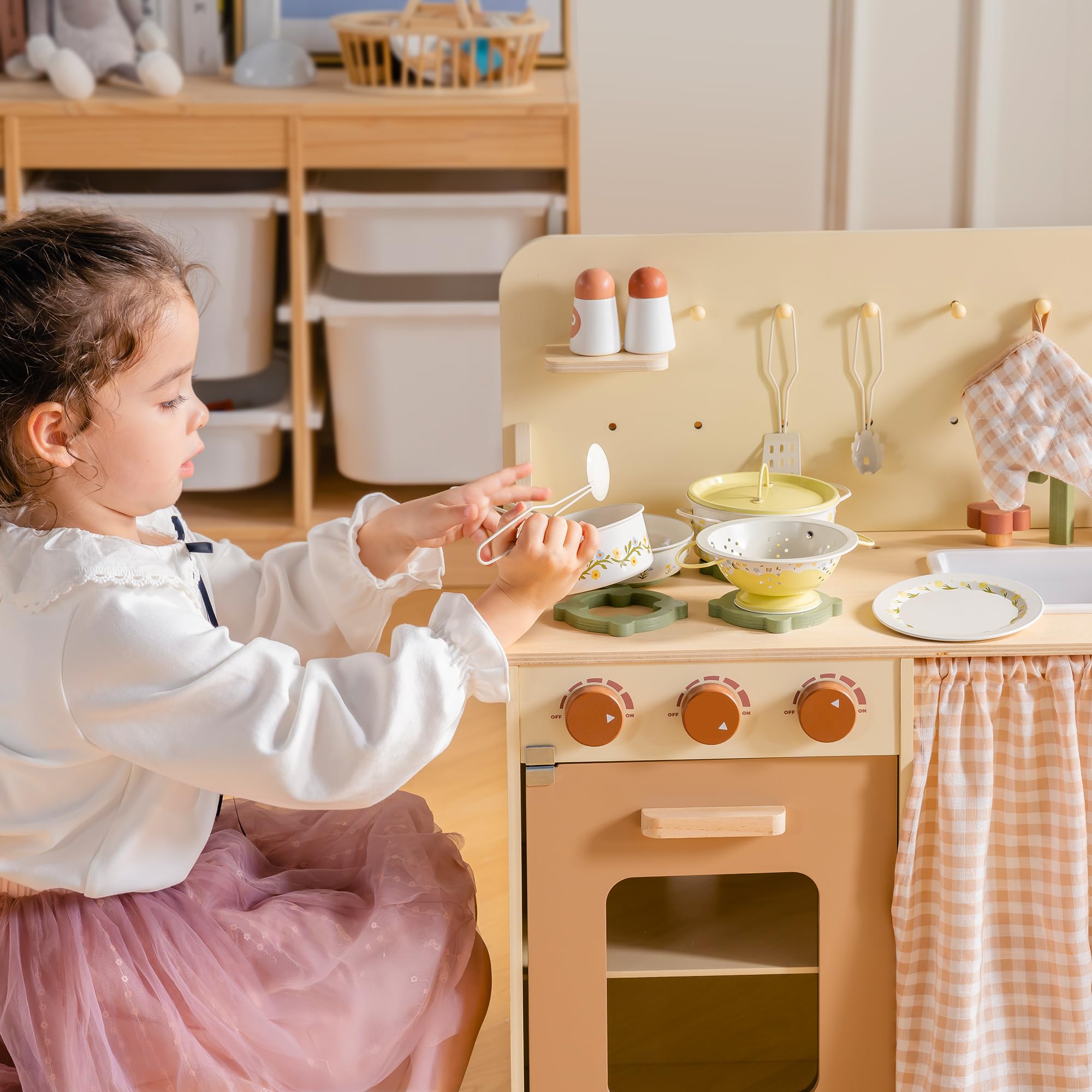 ROBOTIME Set di utensili da cucina in latta, set di pentole con fiori giallo crema, mini accessori da cucina da gioco, pentole e padelle giocattoli con una borsa a rete, stile francese, per bambini