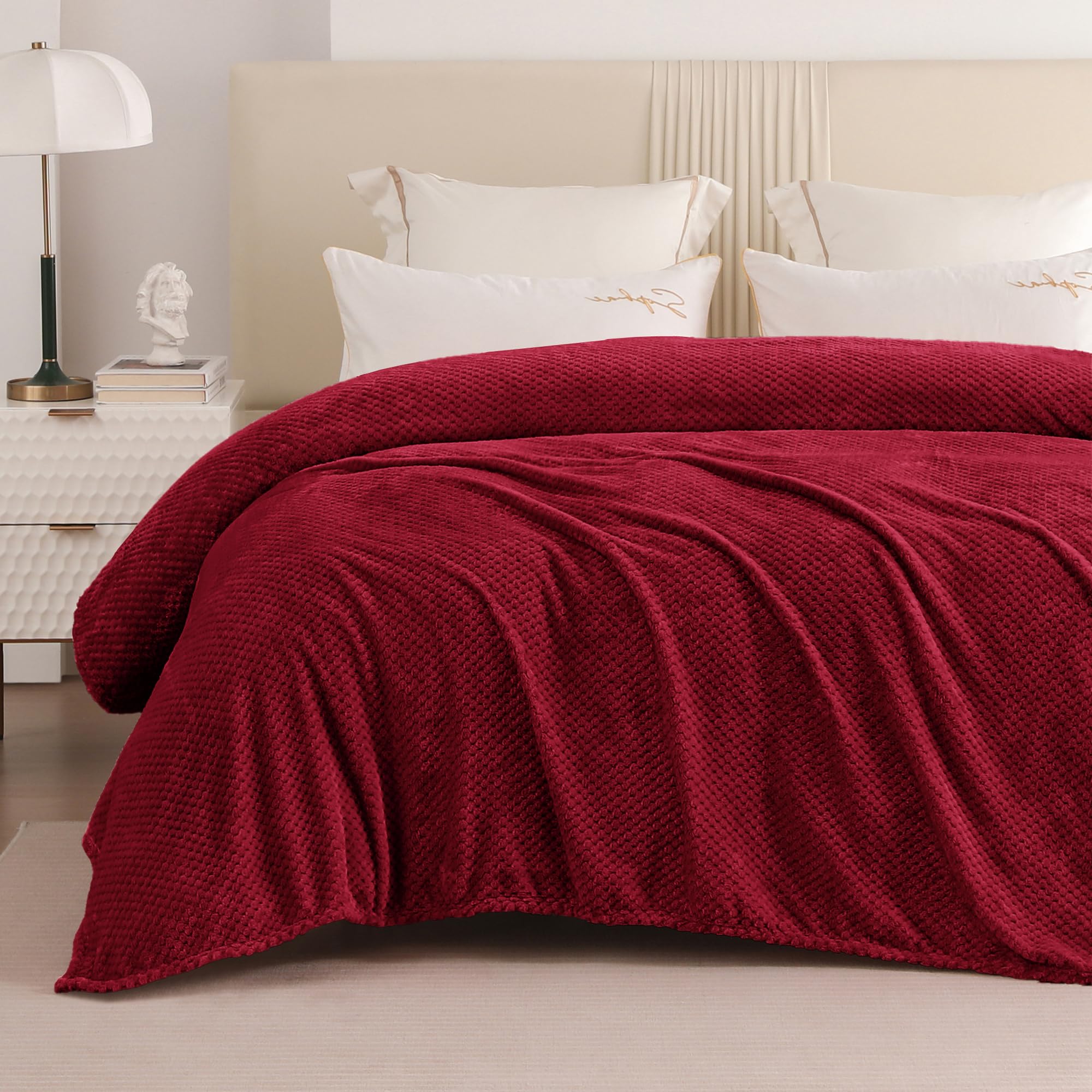 Plaid Couverture Polaire, Jeté de Canapé en Flanelle, Bordeaux 220 x 240 cm, Couverture de Lit Doux et Chaud pour Toutes Les Saisons