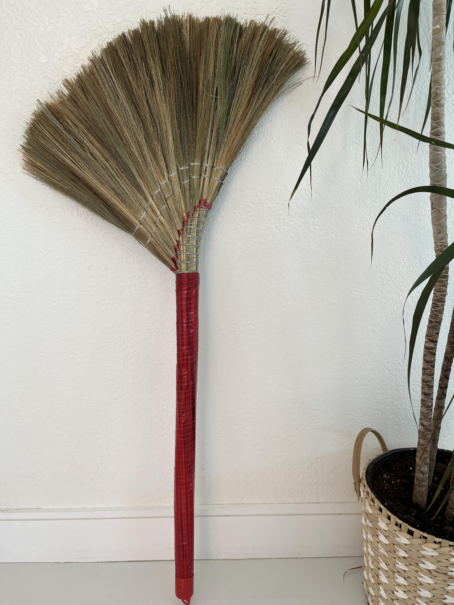 Coco Deluxe Vietnamese Natural Straw Broom /40