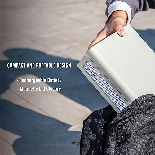 Miniatura 2 de Crosley CR3517A-DU Voyager - Reproductor de CD portátil retro con altavoces estéreo Bluetooth y radio FM, duna