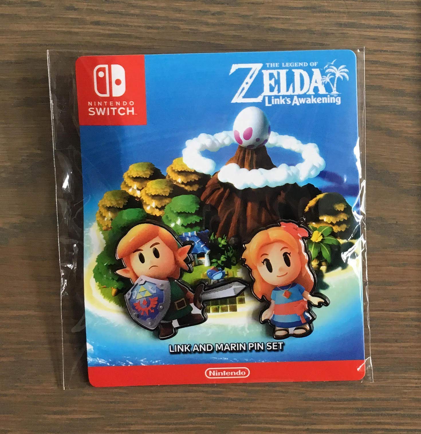 Link's Awakening Link and Marin Pin Set