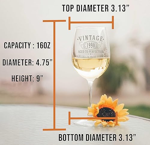 Miniatura 132 de Spotted Dog Company Copa de vino grabada vintage de 16 onzas con tallo de 16 onzas – Regalos de cumpleaños 82 para mujeres – Saludos a 82 años