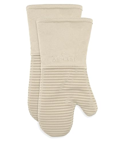 All-Clad Silicone Oven Mitts: Heat Resistant up to 500 Degrees