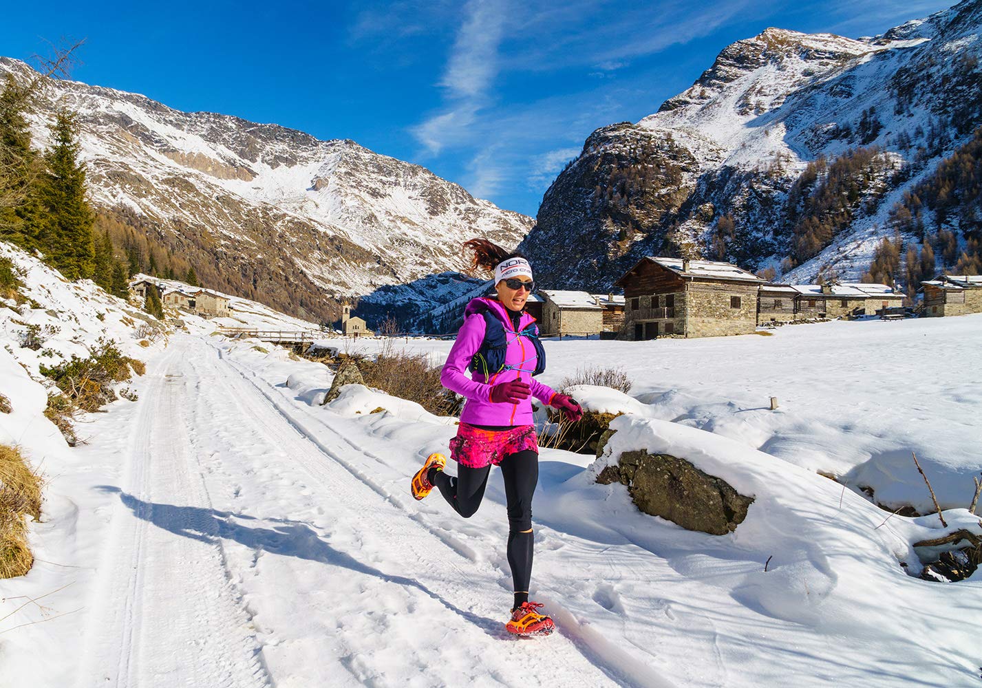 Nortec Crampons TRAIL 2.1 Wyprodukowano we Włoszech na zimowe wyścigi szosowe Zimowy bieg na lodzie i śniegu, mikro raki Minimalne buty z etui