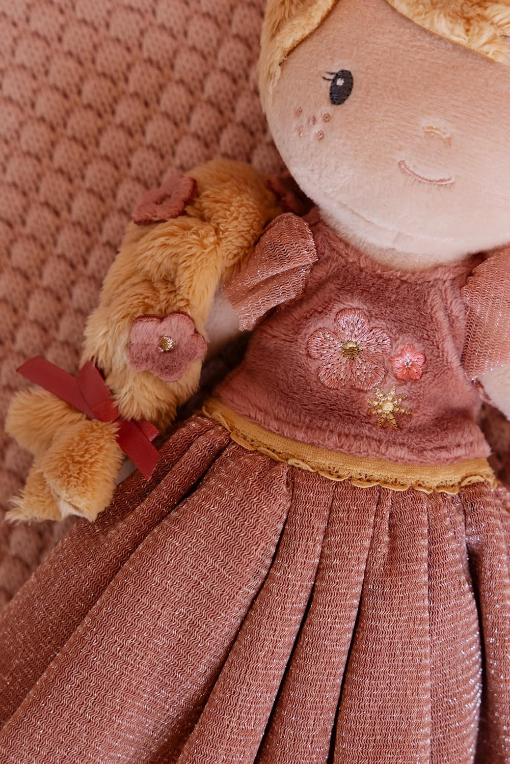 Little Dutch Muñeca de Tela Suave – Muñeca Diferentes Diseños – para niñas a Partir de 12 Meses – para Abrazar y Acompañar (Princesa Julia)