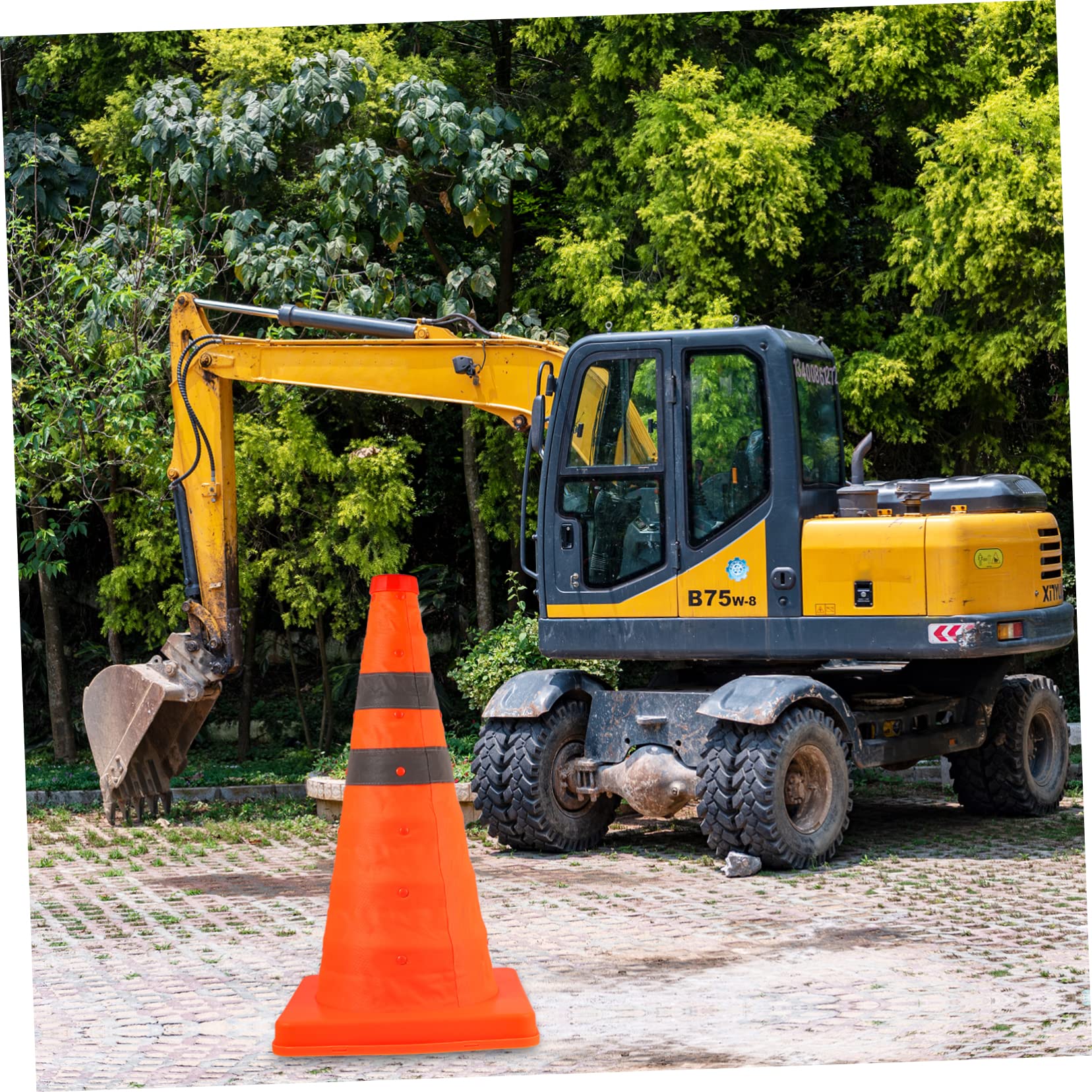 KOMBIUDA 2 pièces Cones de Signalisation Extensibles Orange Cônes de Sécurité Pliables pour Entraînement Football et Stationnement Routier