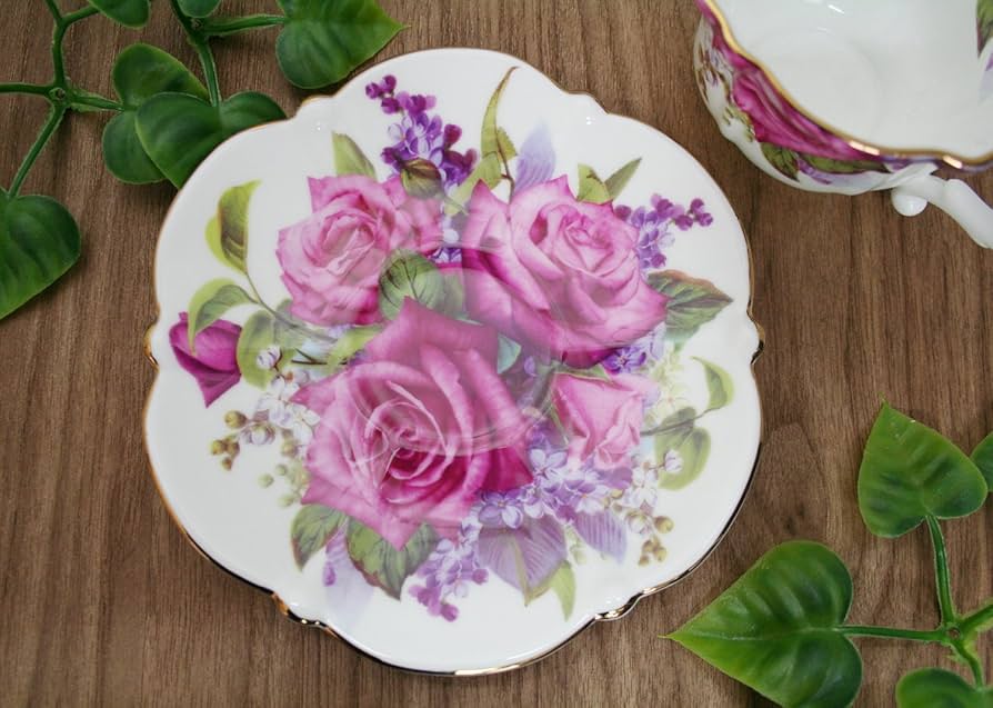 ボーンチャイナ　ほんのりピンクの薔薇で飾るカップ＆ソーサー カップソーサー コーヒーカップ ティーカップ ロイヤルアーデン