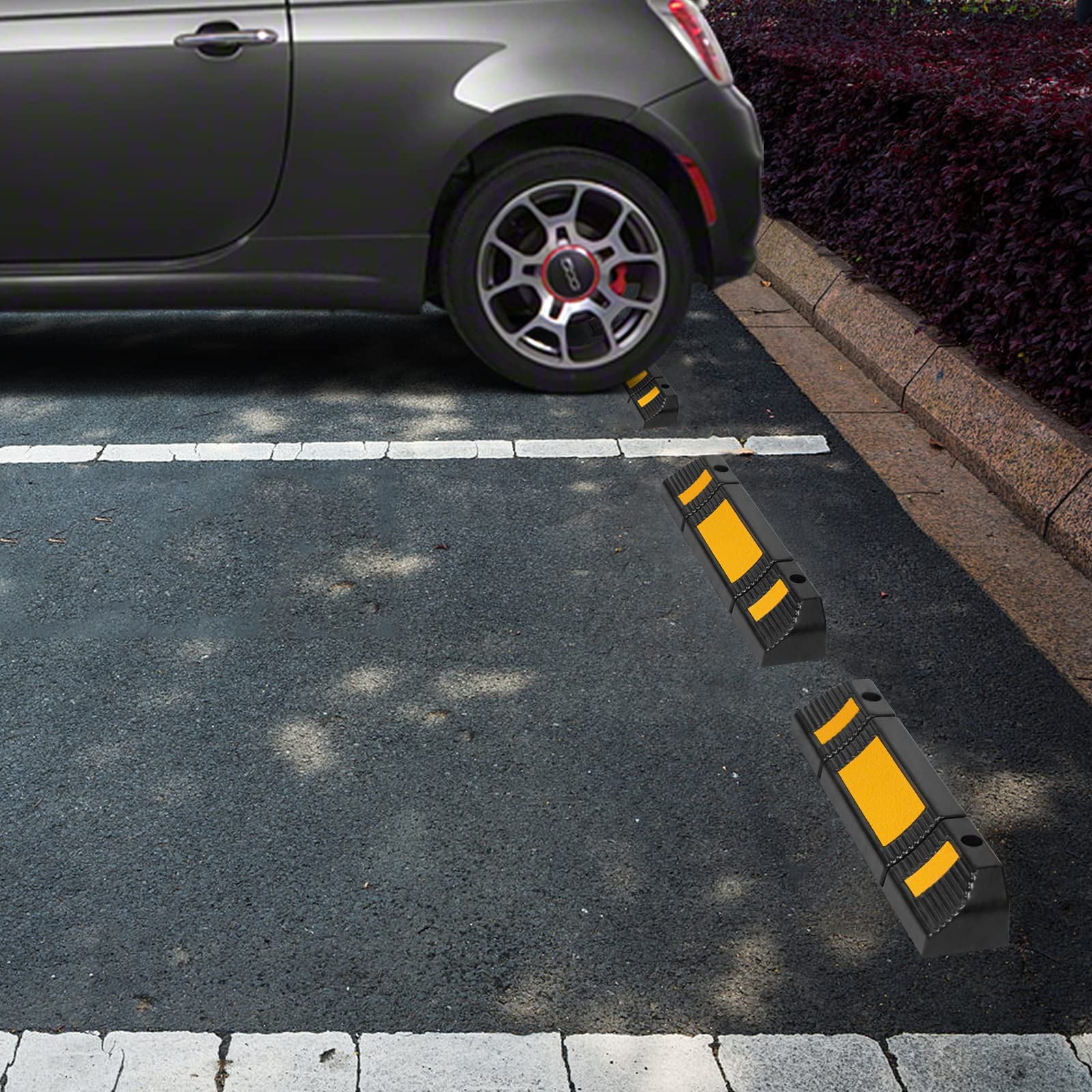 LZQ Gumowy stoper parkingowy z żółtymi paskami odblaskowymi do garaży i parkingów komercyjnych (60 x 12 x 10 cm)