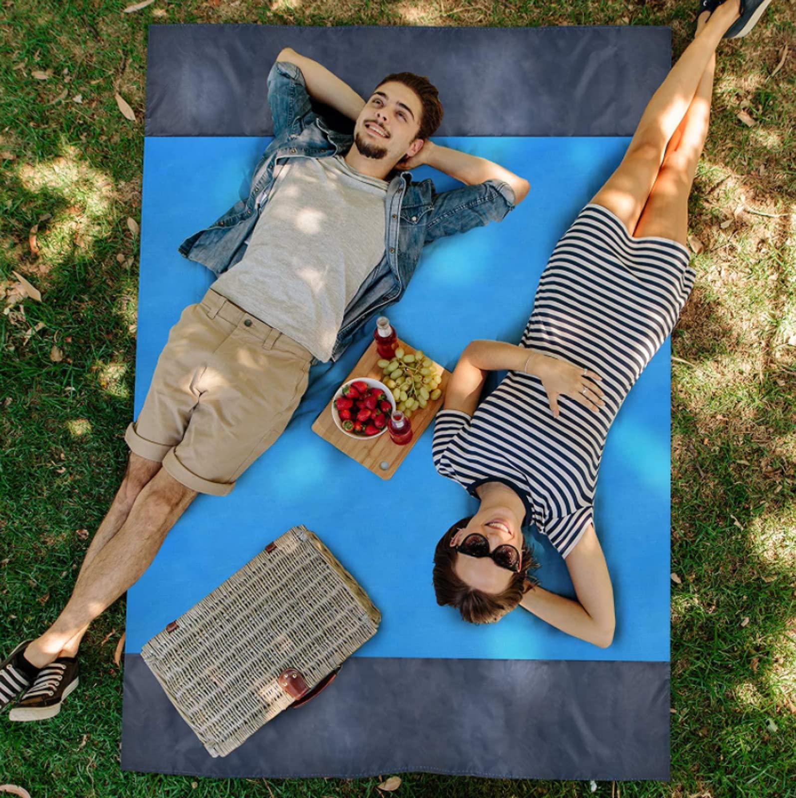 Großes Strandtuch, Anti-Sand-freie Strandmatte, Anti-Sand- Stranddecke, Picknickmatte mit 4 Ankern, 200 x 210 cm