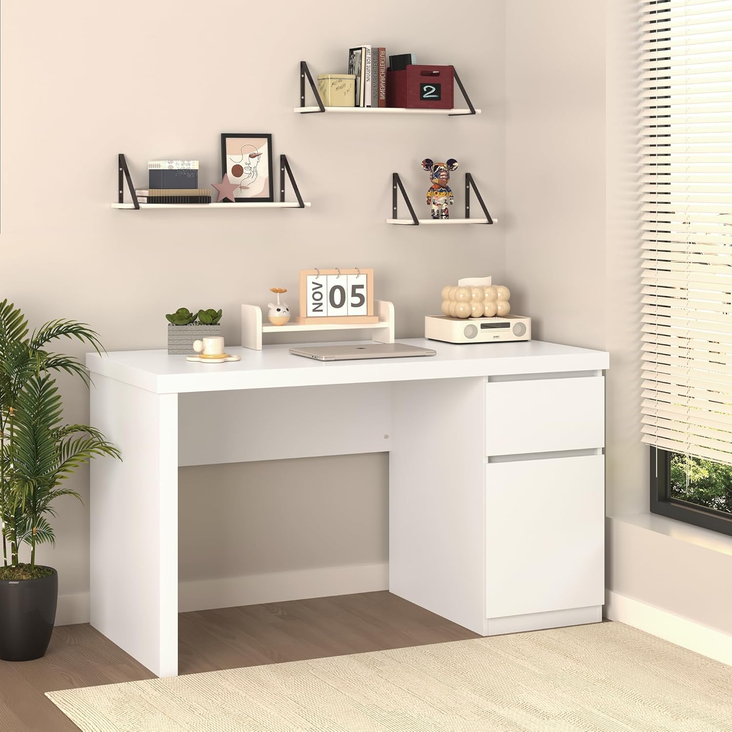 White Desk with Drawers, 47 Inch Small Computer Desk with Storage, Cute Home Office Desk for Study, Vanity, Gaming, Modern Computer Desk for Bedroom and Office, White
