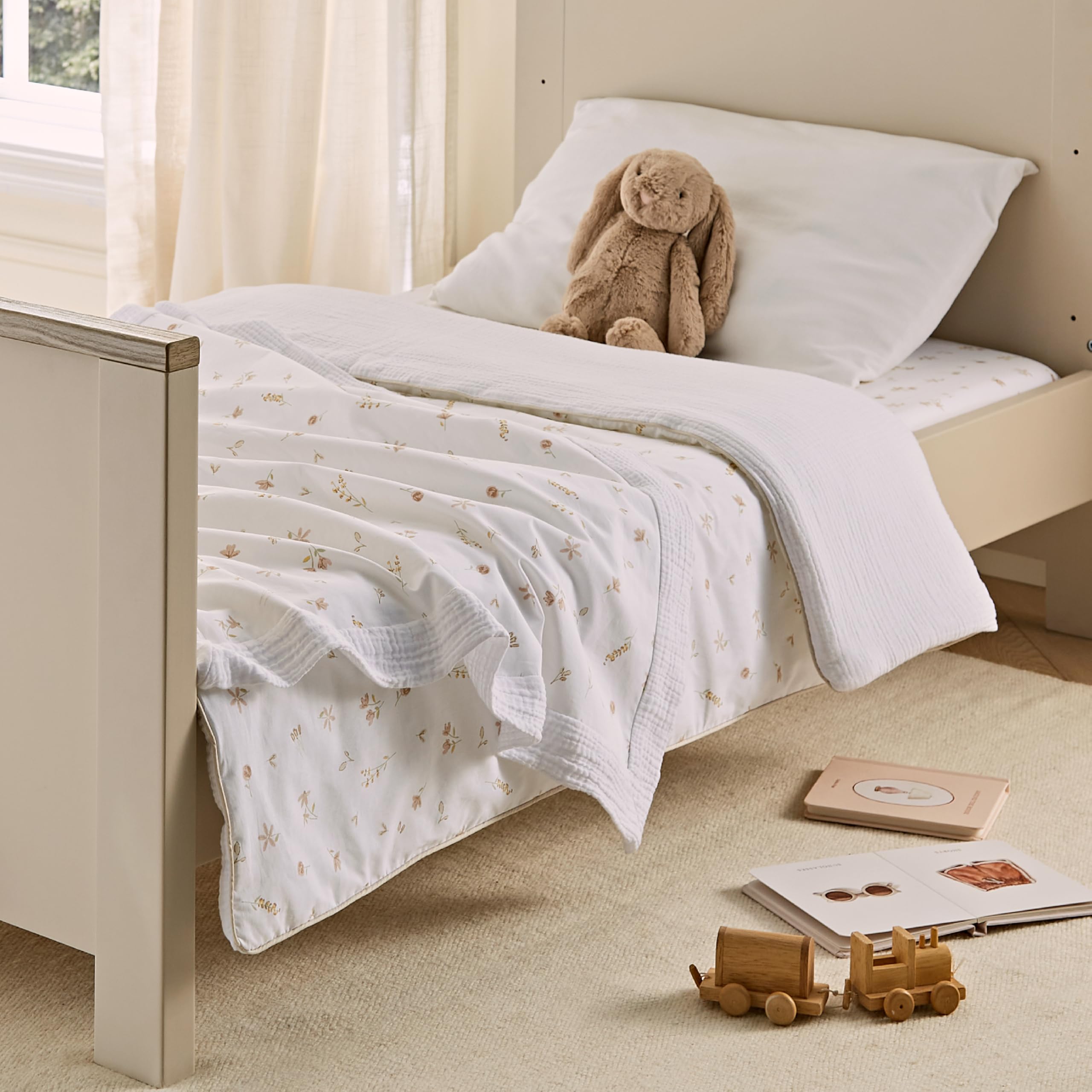 Cuddleco 4Pc Cot Bed Bedding Set - Cashmere Meadow