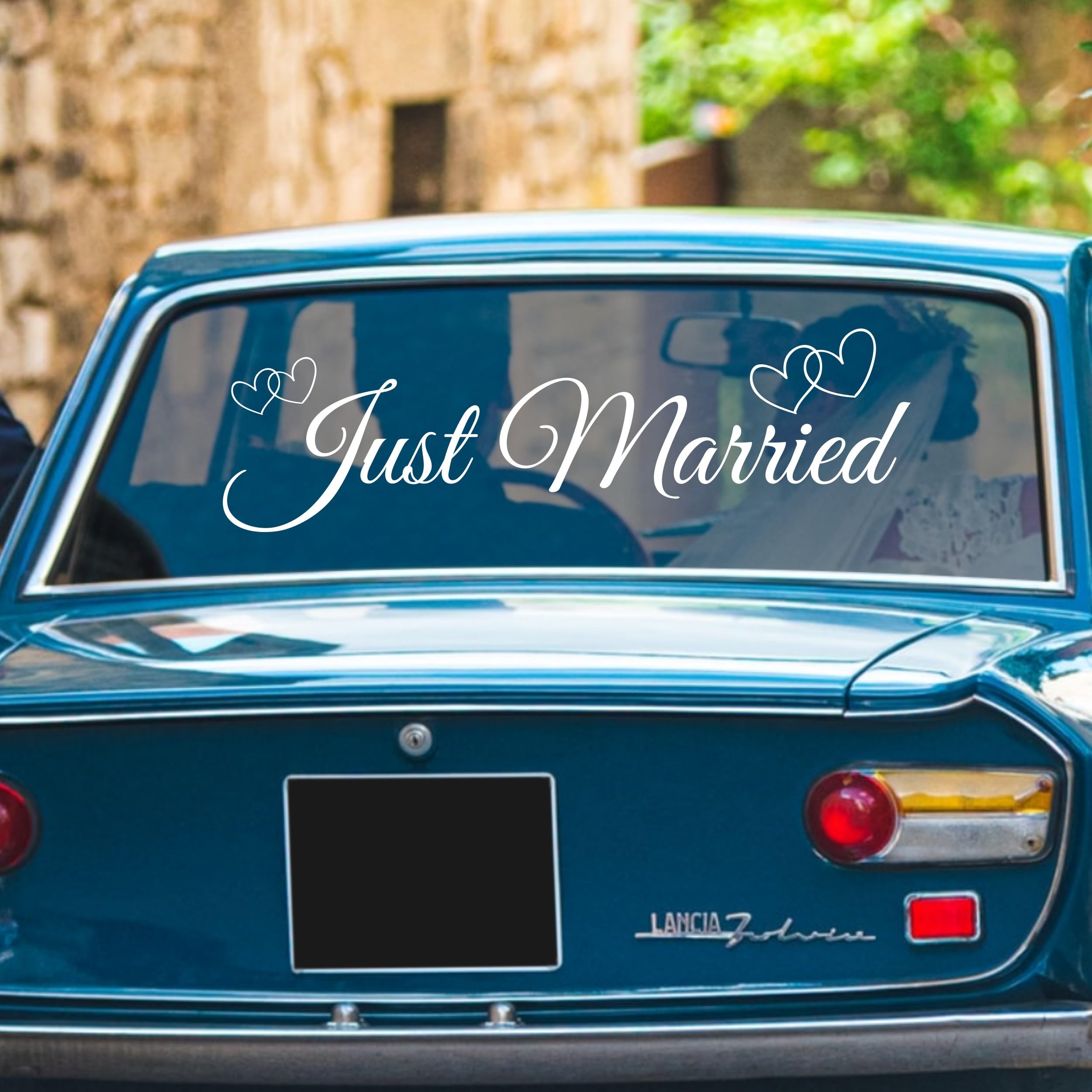 38K Vinyl Graphics White Just Married Rear Window Sticker Wedding Day Car Decoration Vinyl Decal