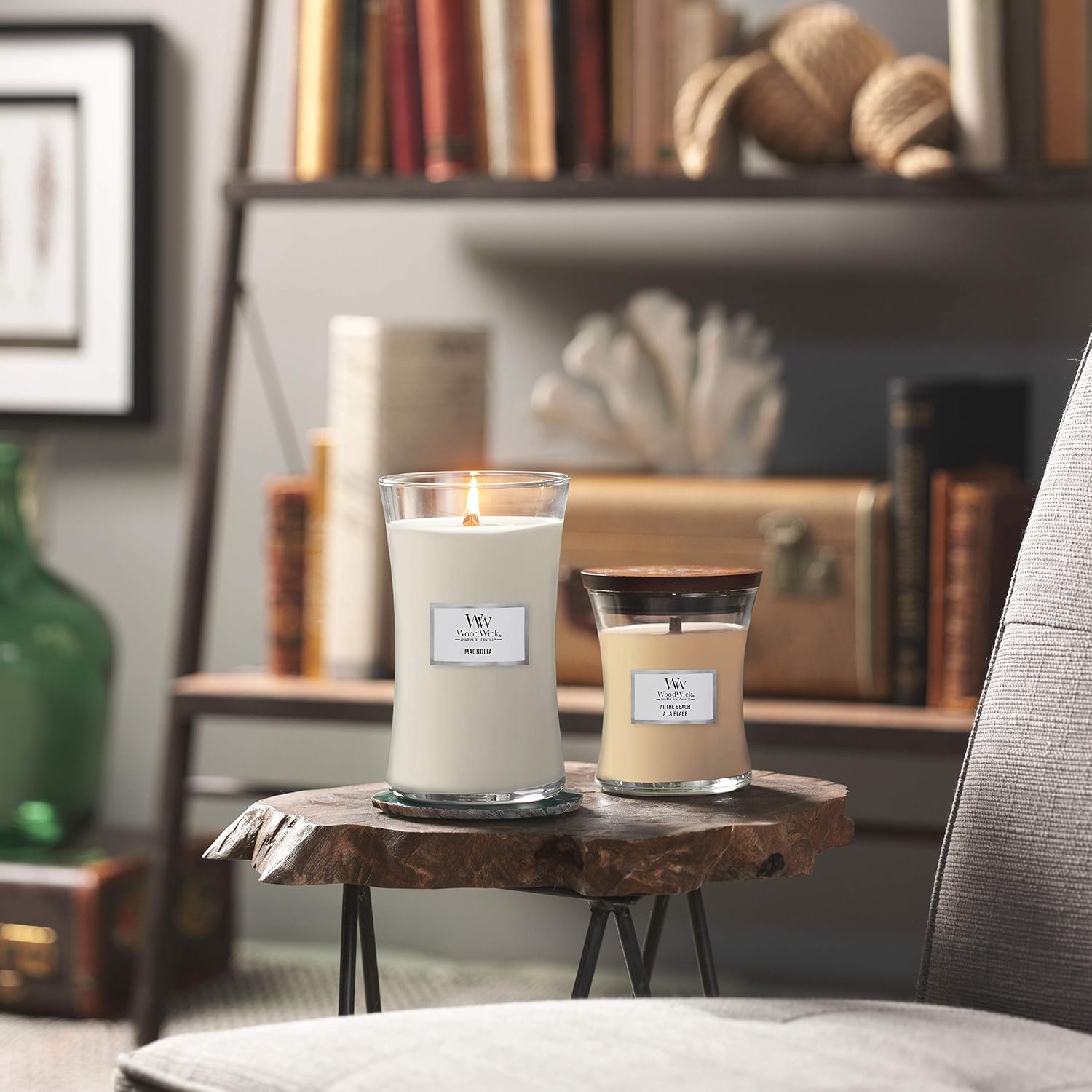 Woodwick Magnolia Large Hourglass Candle