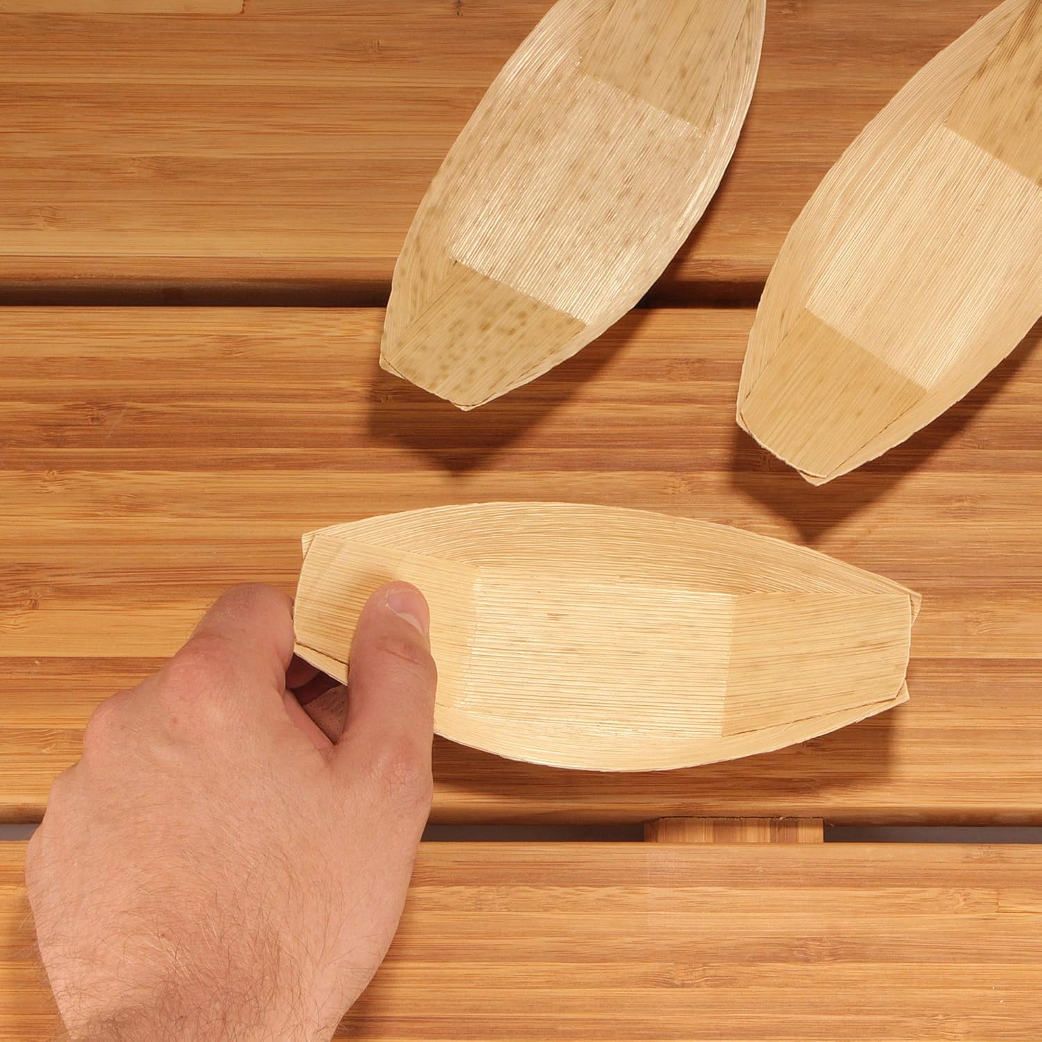 BambooMN 6" x 2.75"Premium Bamboo Leaf Boat, Renewable and Disposable Serving Boat Tray for Catering and Home Use, 100 Pieces
