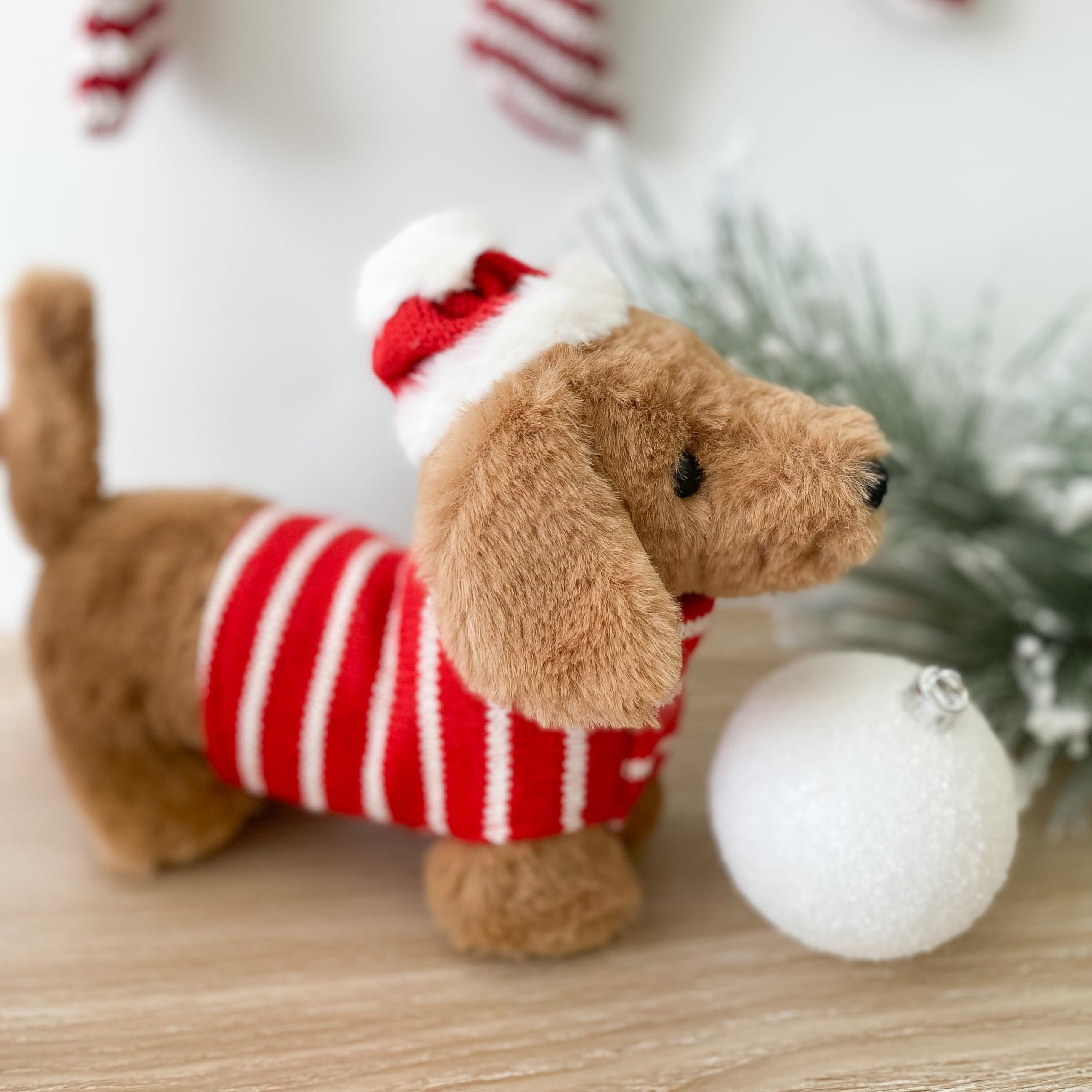 MON AMI Holiday Dachshund 9x7-Inch Stuffed Animal for Boys & Girls, Brown - Image 2