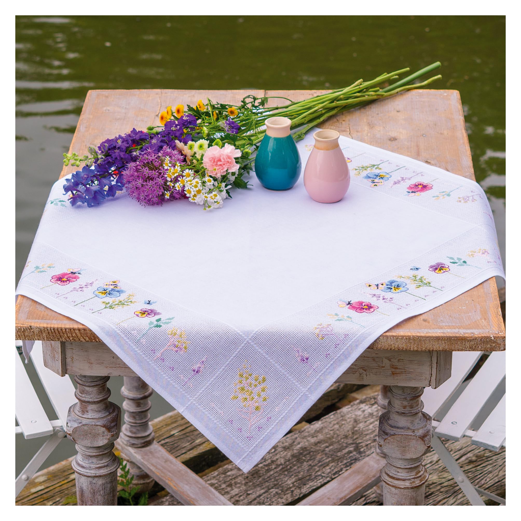 Vervaco Cross Stitch Tablecloth with Aida Pansy Pansy Table Linen Set DIY Creative Cross Stitch Counted Kit 80 x 80 cm Creative Hobbies Adults Home Decor Cross Stitch Embroidery
