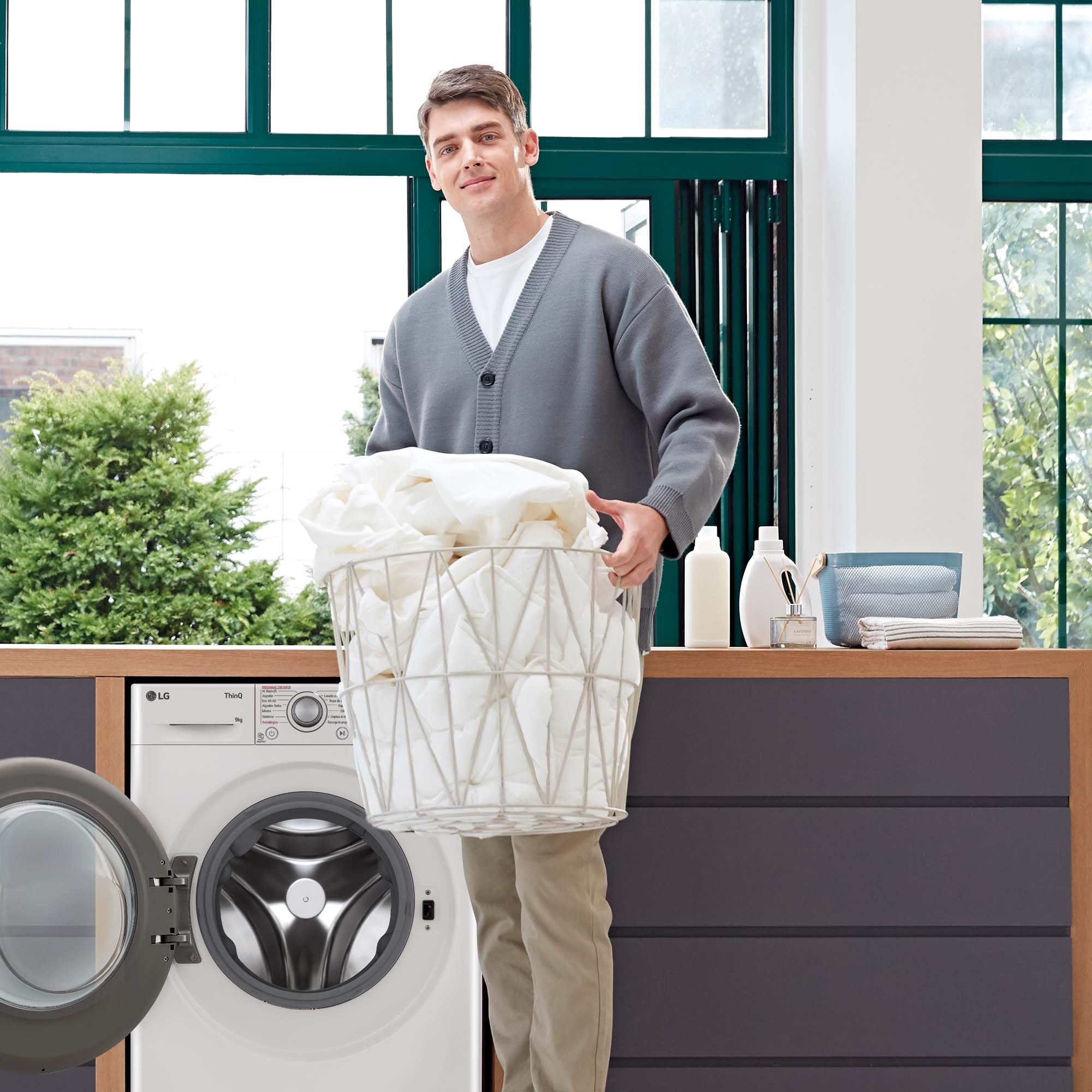 LG F4WR5509A1W - Lavadora Inteligente, 9Kg, 1400rpm, Carga Frontal, AI Direct Drive, TurboWash 360º, Autodosificador, Clasificación A, Serie 500, Blanco