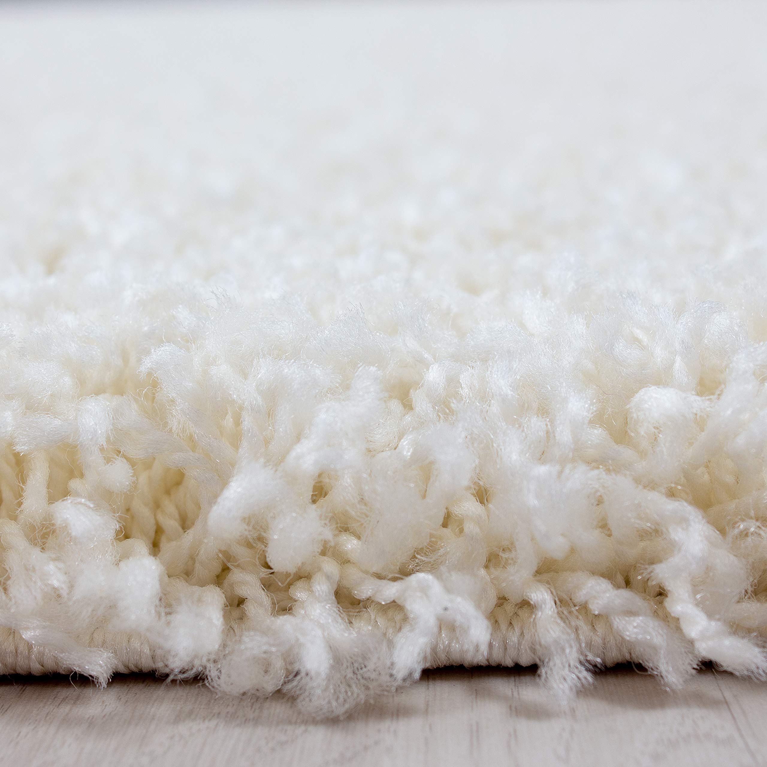 Teppich-Traum Moderner Shaggy Teppich Hochflor Uni Creme 140x200 cm