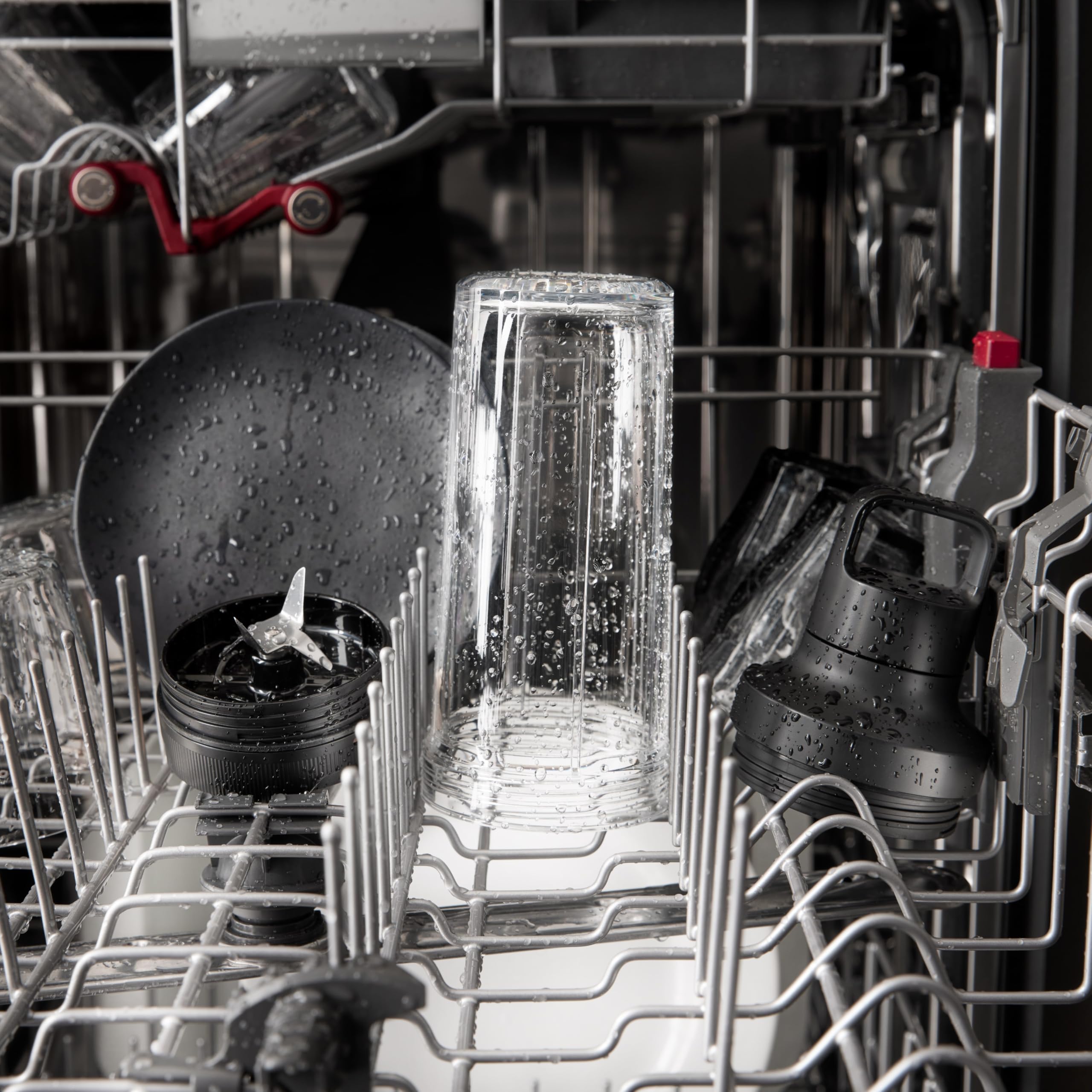 KitchenAid Go Batidora Portátil Inalámbrica con Batería, 473ml, Cuchillas Asimétricas de Acero Inoxidable, Tapa de Viaje, 20 Min de Autonomía, Negro Mate