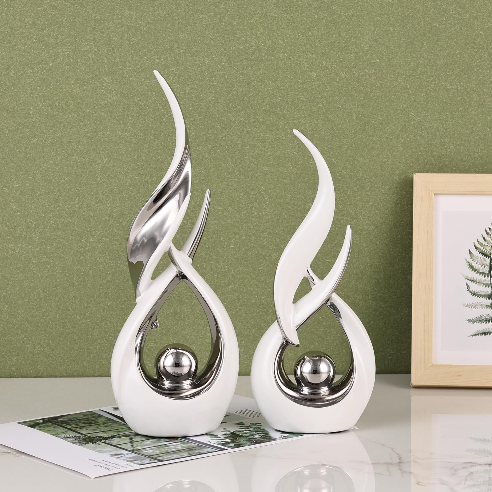 2 estatuas de cerámica blanca y plateada para decoración del hogar, esculturas de arte abstracto moderno, elegantes objetos decorativos de mesa para comedor, entrada, soporte de TV, chimenea, centros