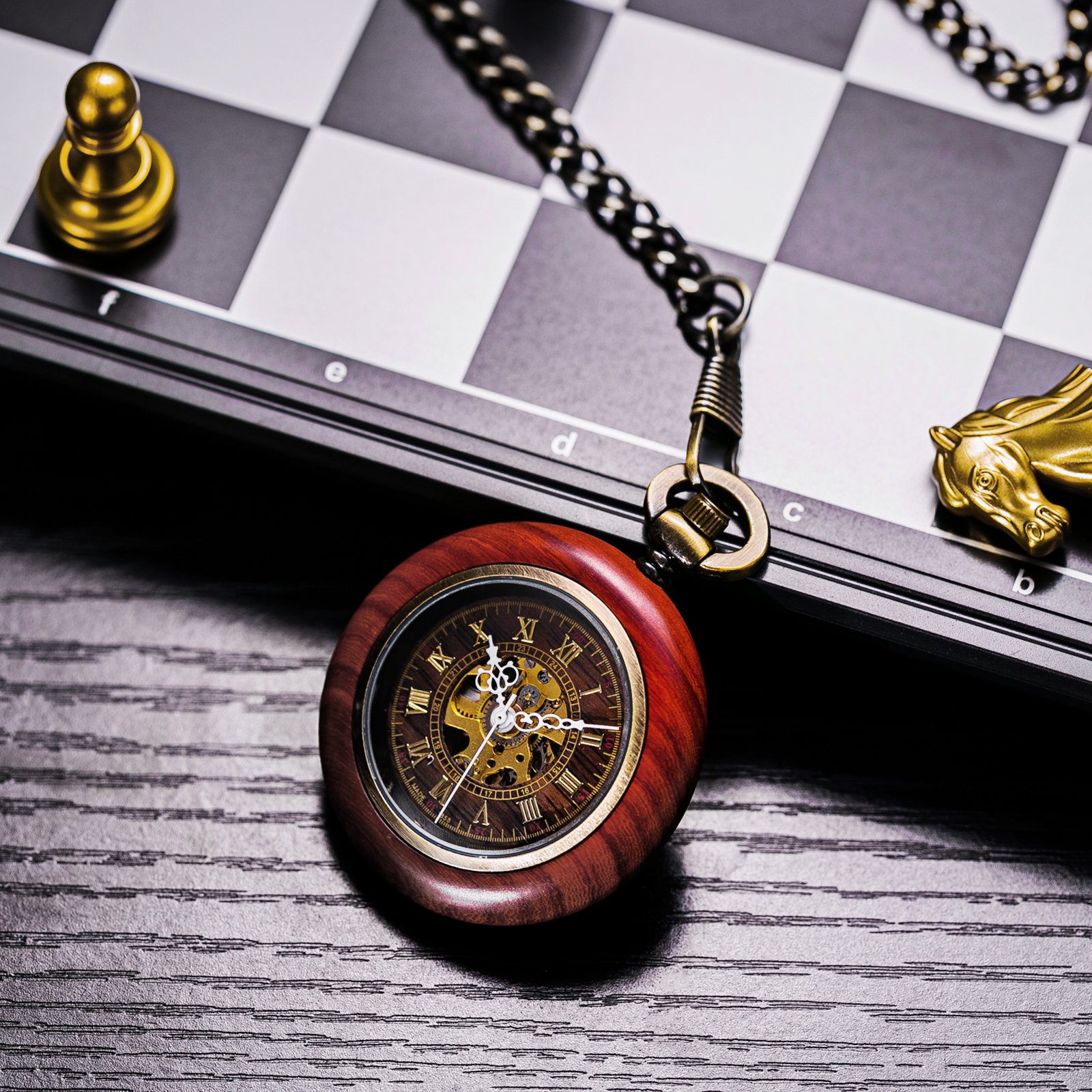 TREEWETO Montre de poche mécanique automatique en bois vintage pour homme et femme, cadran squelette steampunk avec chaîne + boîte cadeau