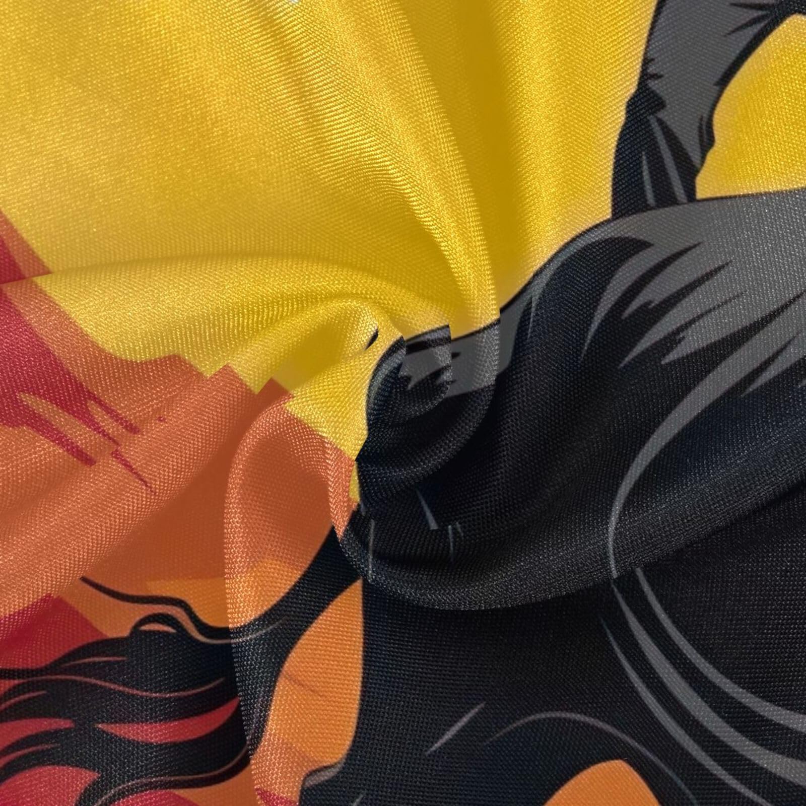 Wajiw 60 Inch Indoor Outdoor Round Tablecloth with Umbrella Hole and Zipper Waterproof Patio Table Cover for Camping Dining Room Party Outdoor Picnic,Matador