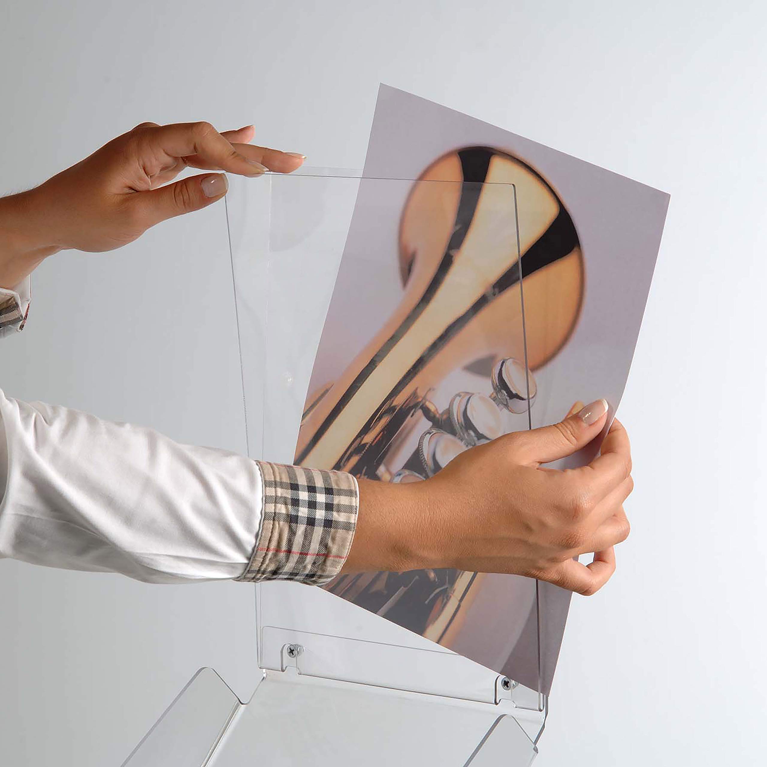 Portafolletos de Suelo Plus DIN A4 Vertical con Soporte para Rótulo Superior | Expositor de Folletos con Bandeja Acrílica Transparente | Stand Informativo Decorativo