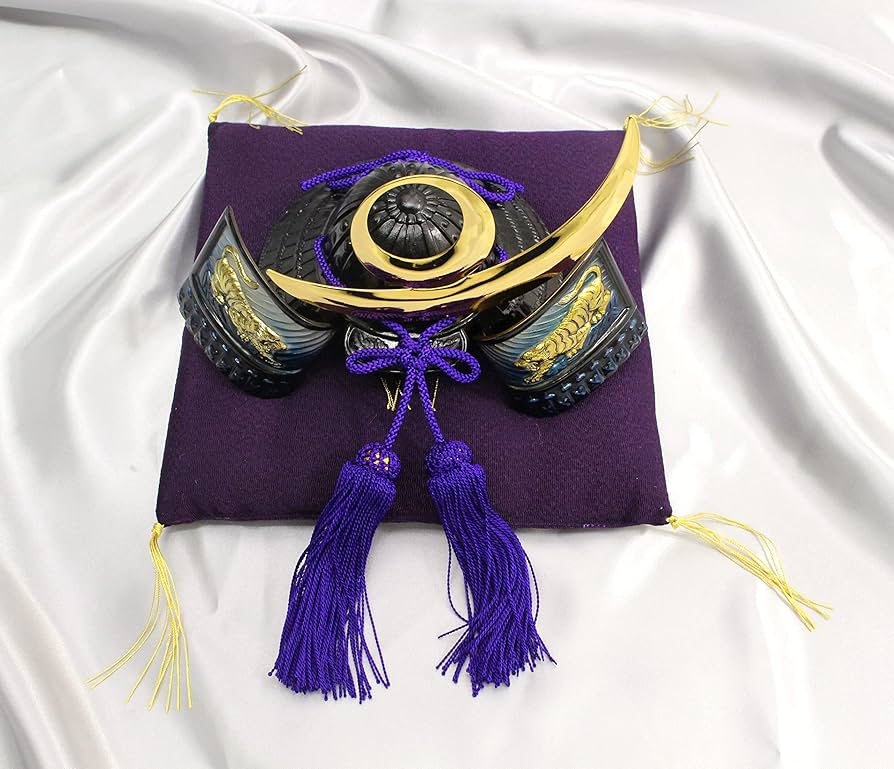 Amazon.co.jp: 銀雅堂 鋳造 戦国武将 兜 上杉謙信公 兜 ギフト