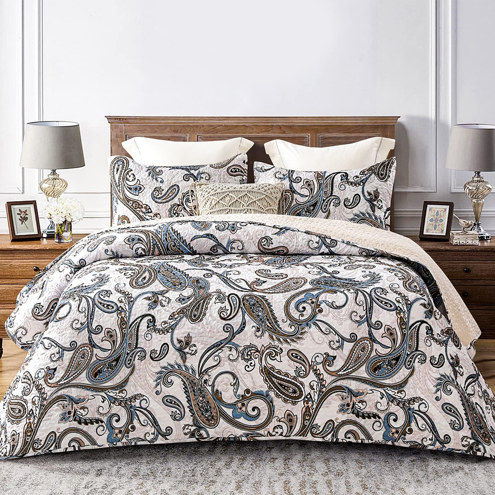 Whale Flotilla Copriletto 240 x 260 cm, Copriletto Matrimoniale con Motivo Stampato, Leggero con 2 Federe Per Tutte Le Stagioni, Paisley Beige