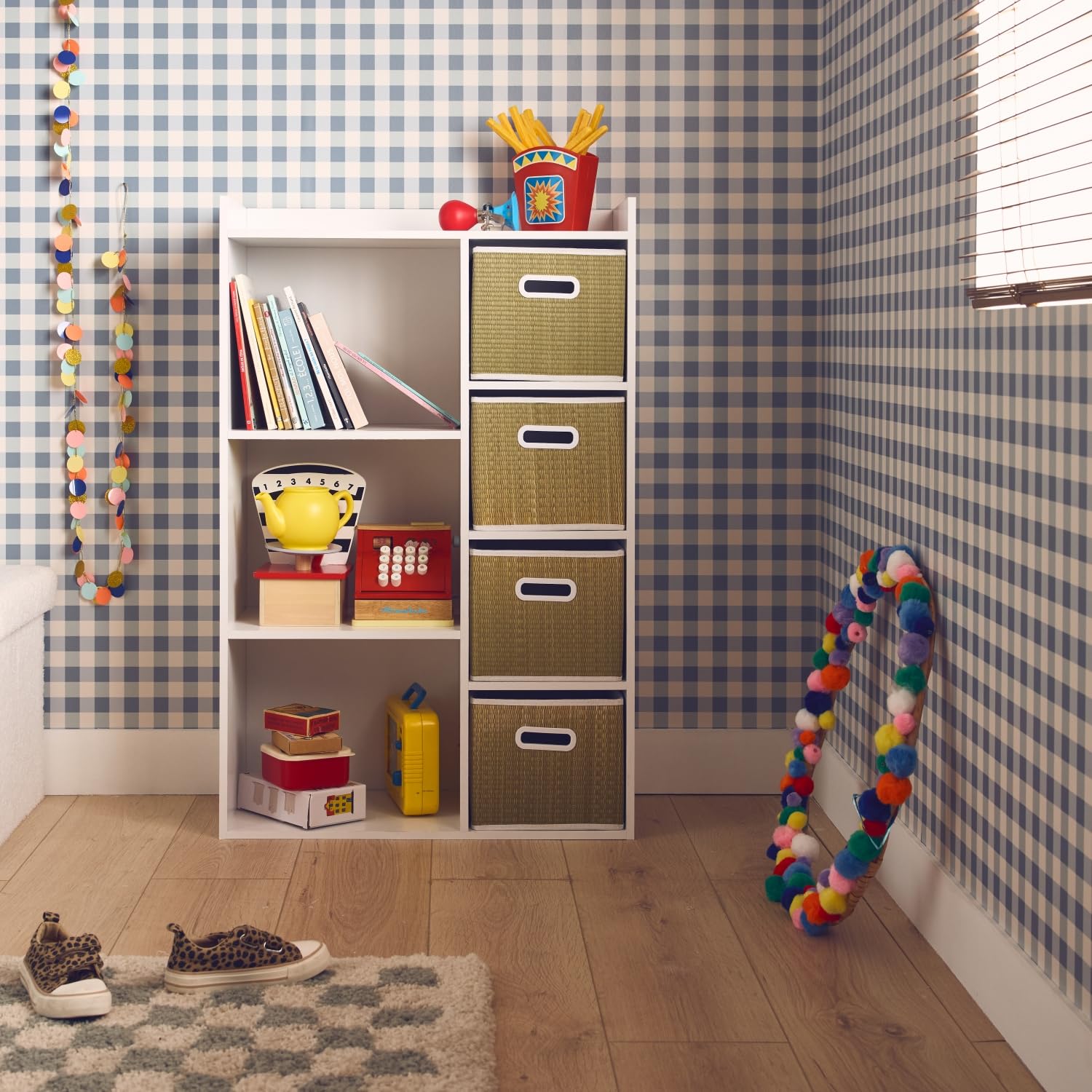 sweeek - Meuble de Rangement pour Enfant avec 7 Compartiments et 4 paniers Fibre Naturelle