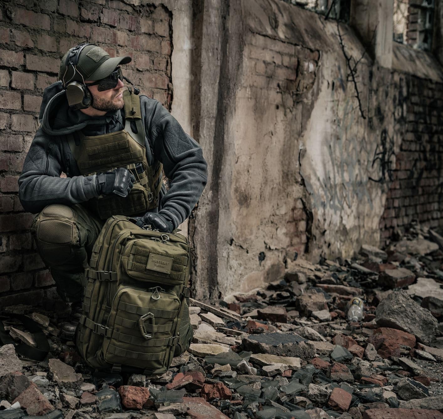 Tactical Polygon Large 36L Taktischer Rucksack – Oliv | Militär & Outdoor Rucksack Herren | Mit MOLLE-System & Fach für Trinkblase | Ideal für Trekking, Camping & Survival | 51×29×28 cm