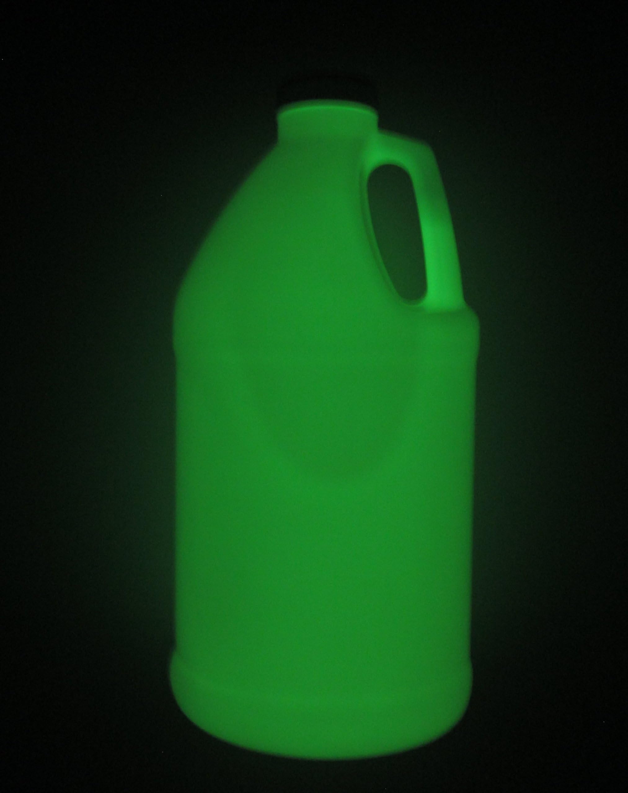 1/2 GALLON LUMINOUS GLOW IN THE DARK PAINT